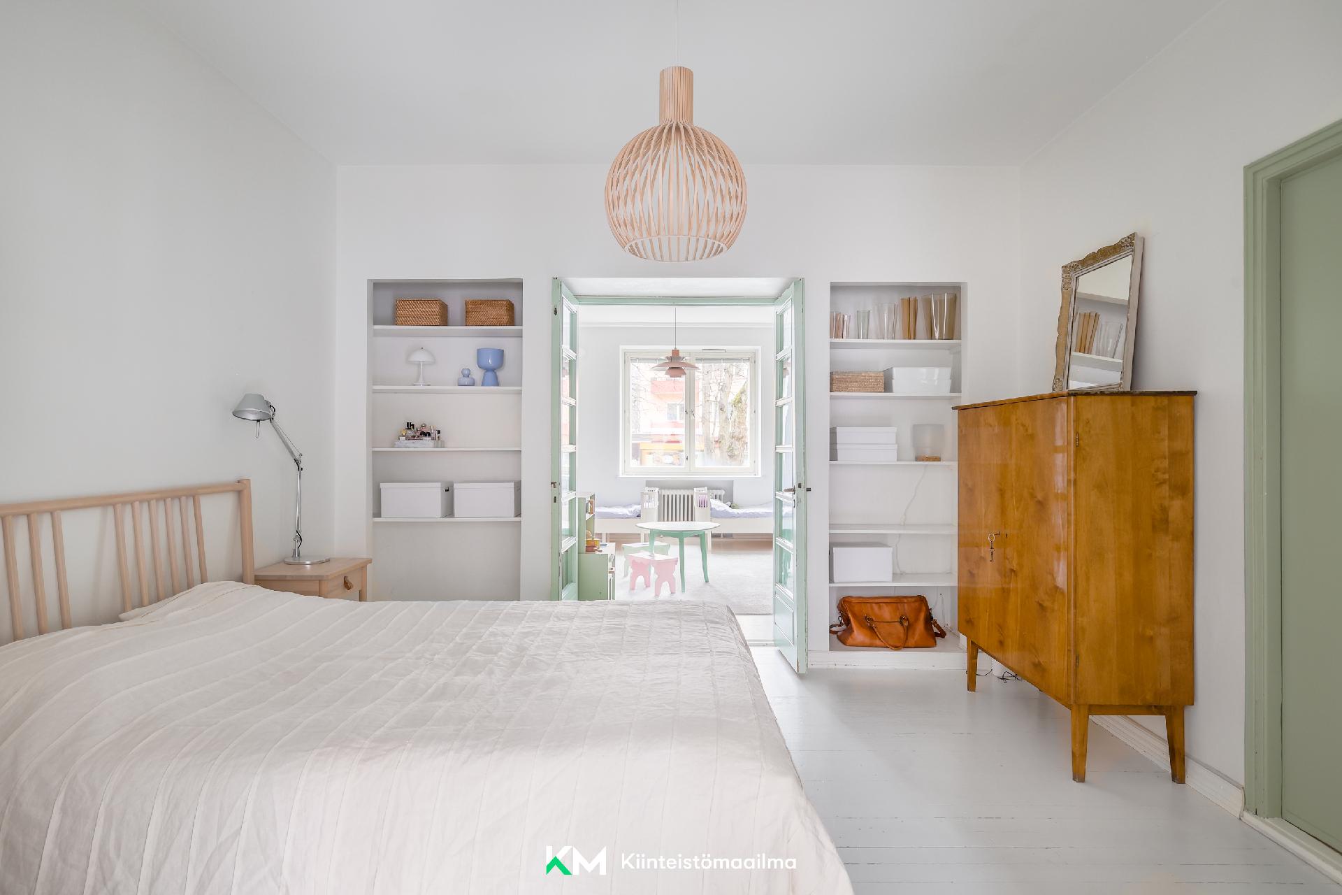 Munkkiniemen puistotie 10, Munkkiniemi, Helsinki