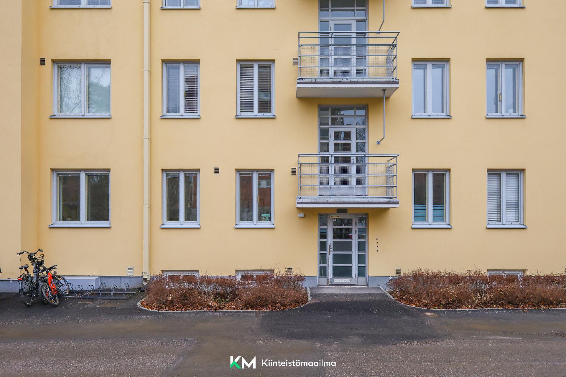 Munkkiniemen puistotie 10, Munkkiniemi, Helsinki