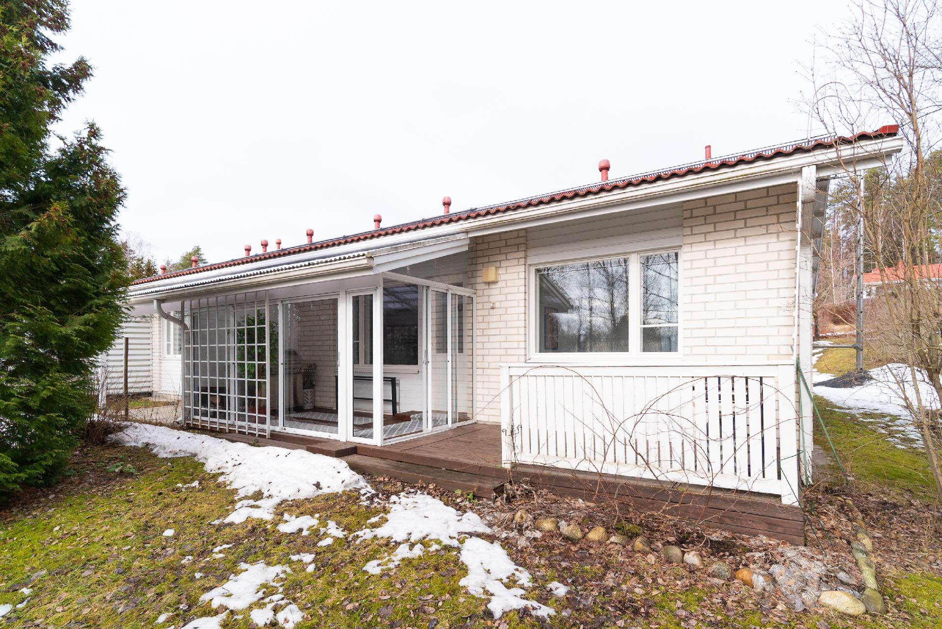 takapihalta terassille