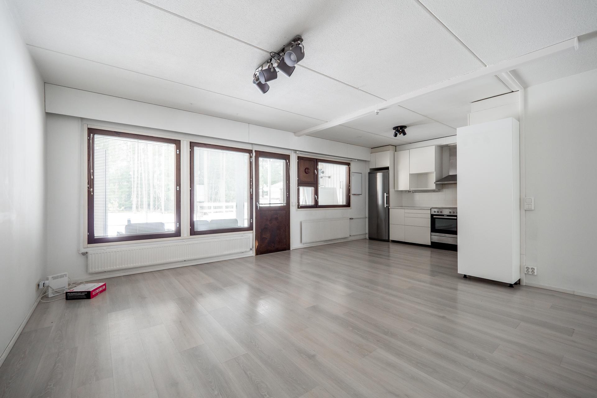 Kartanotie 2, Knuutilanranta, Oulu