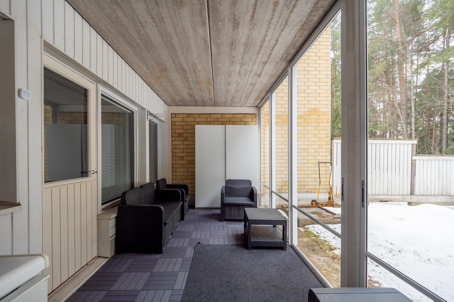 Kartanotie 2, Knuutilanranta, Oulu