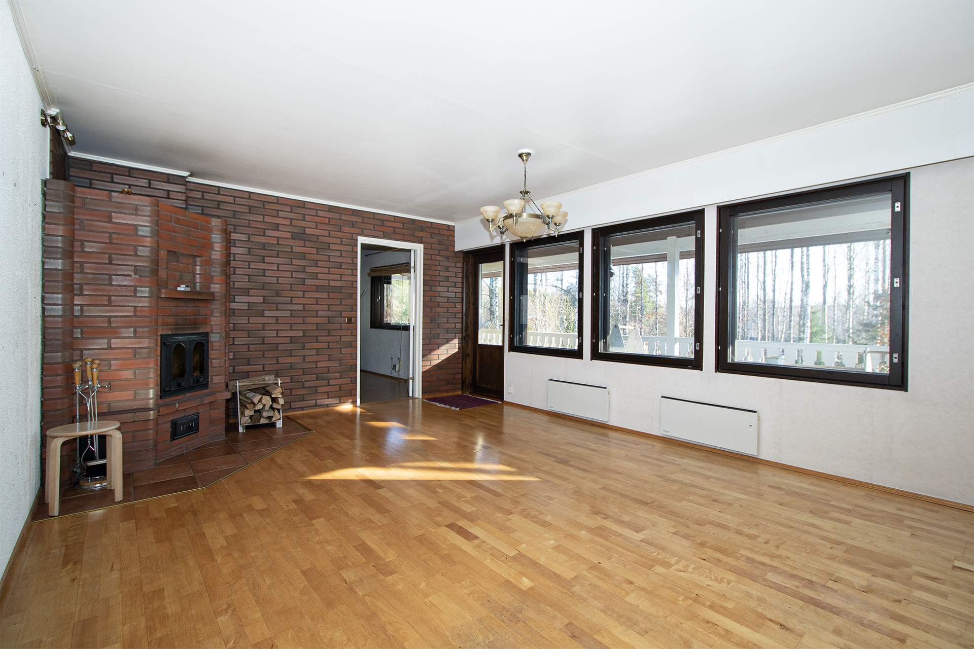 Olohuoneessa varaavatakka