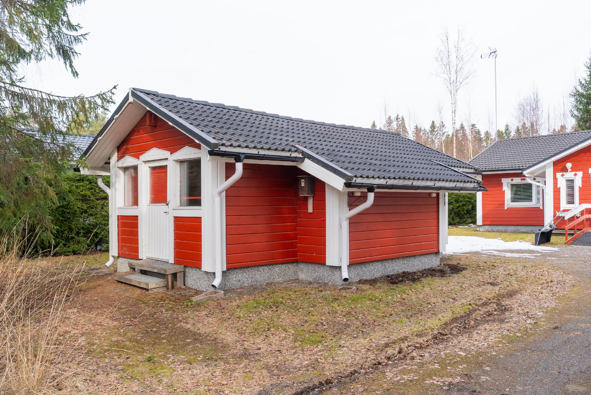 Ahotie 4, Jokiniemi, Laukaa