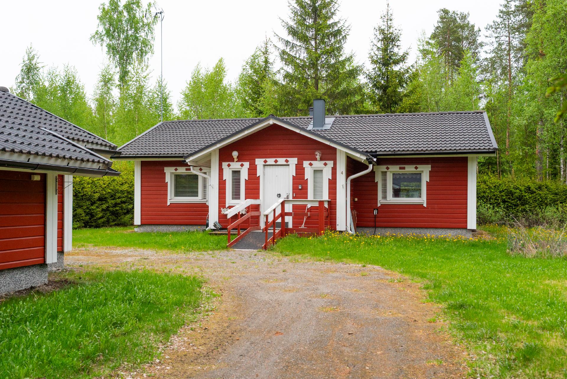 Ahotie 4, Jokiniemi, Laukaa