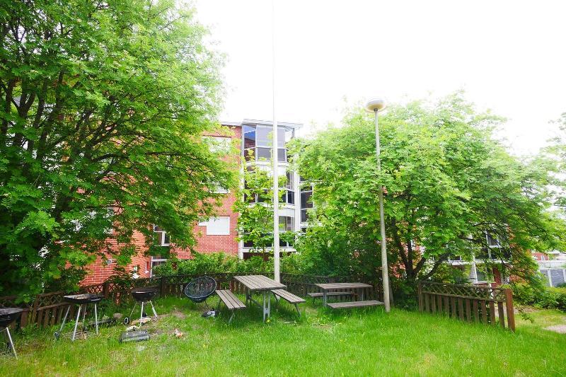 Anianpellontie 17, Malmi, Helsinki