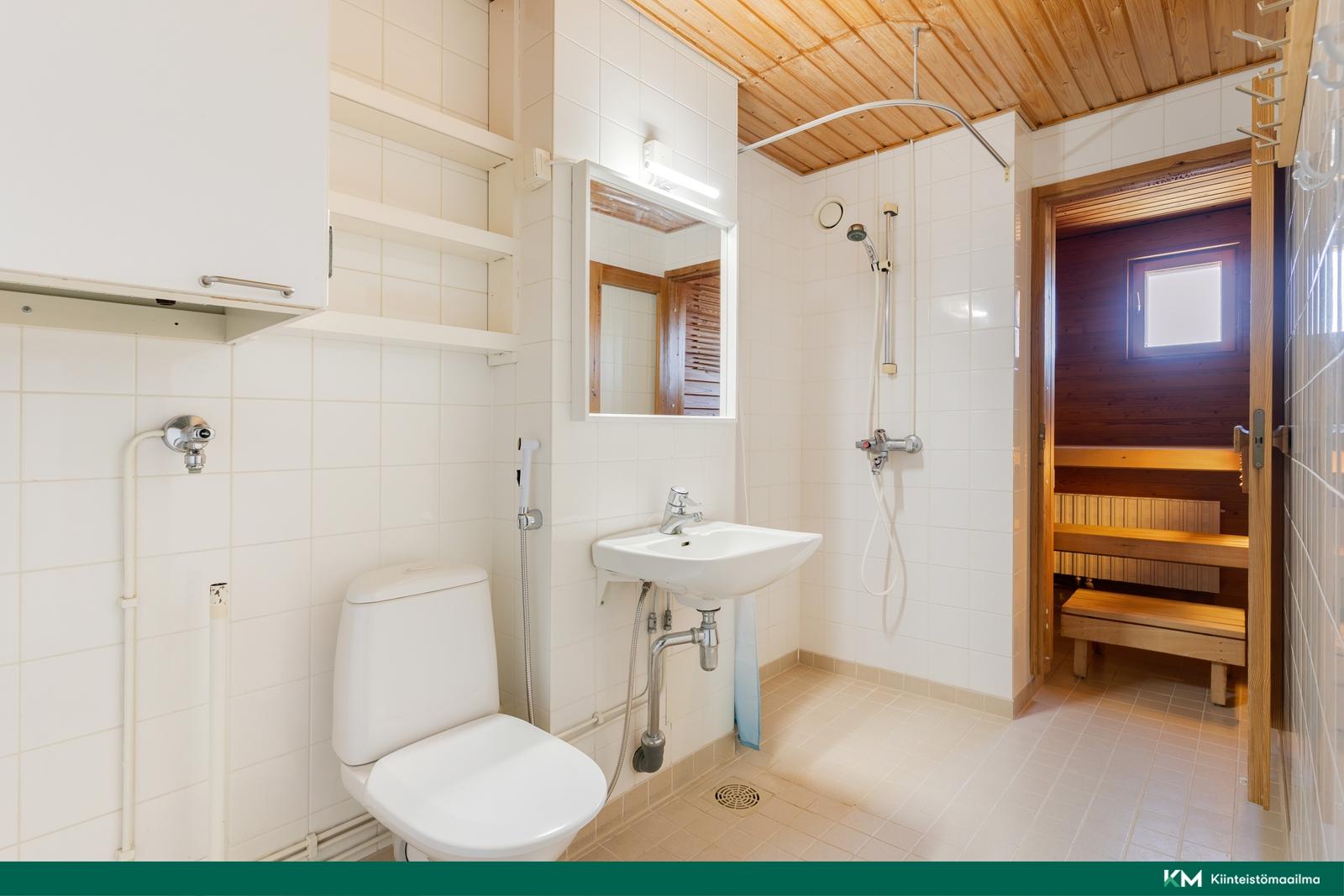 Anianpellontie 17, Malmi, Helsinki