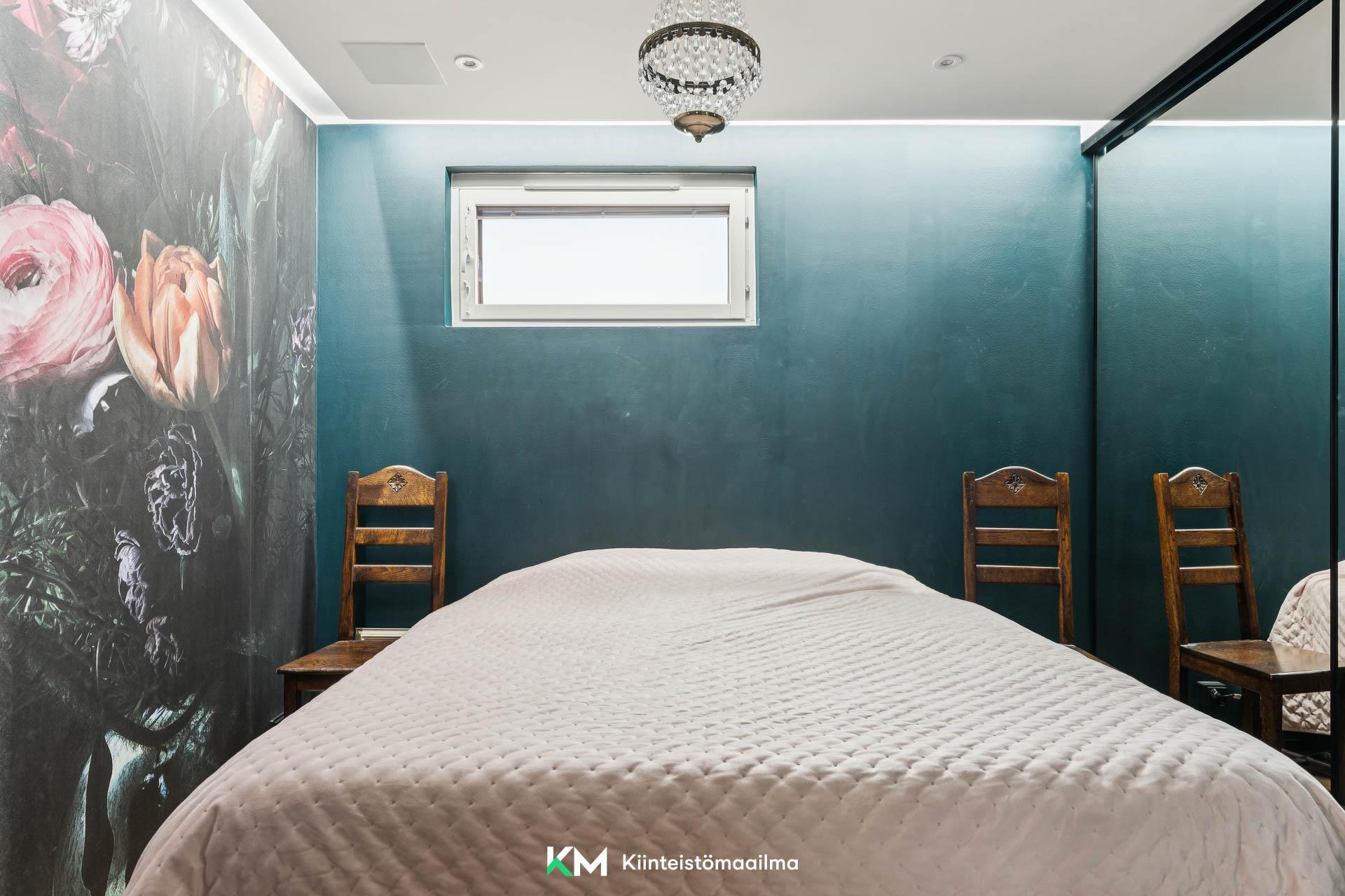 Everstinkuja 6, Perkkaa, Espoo