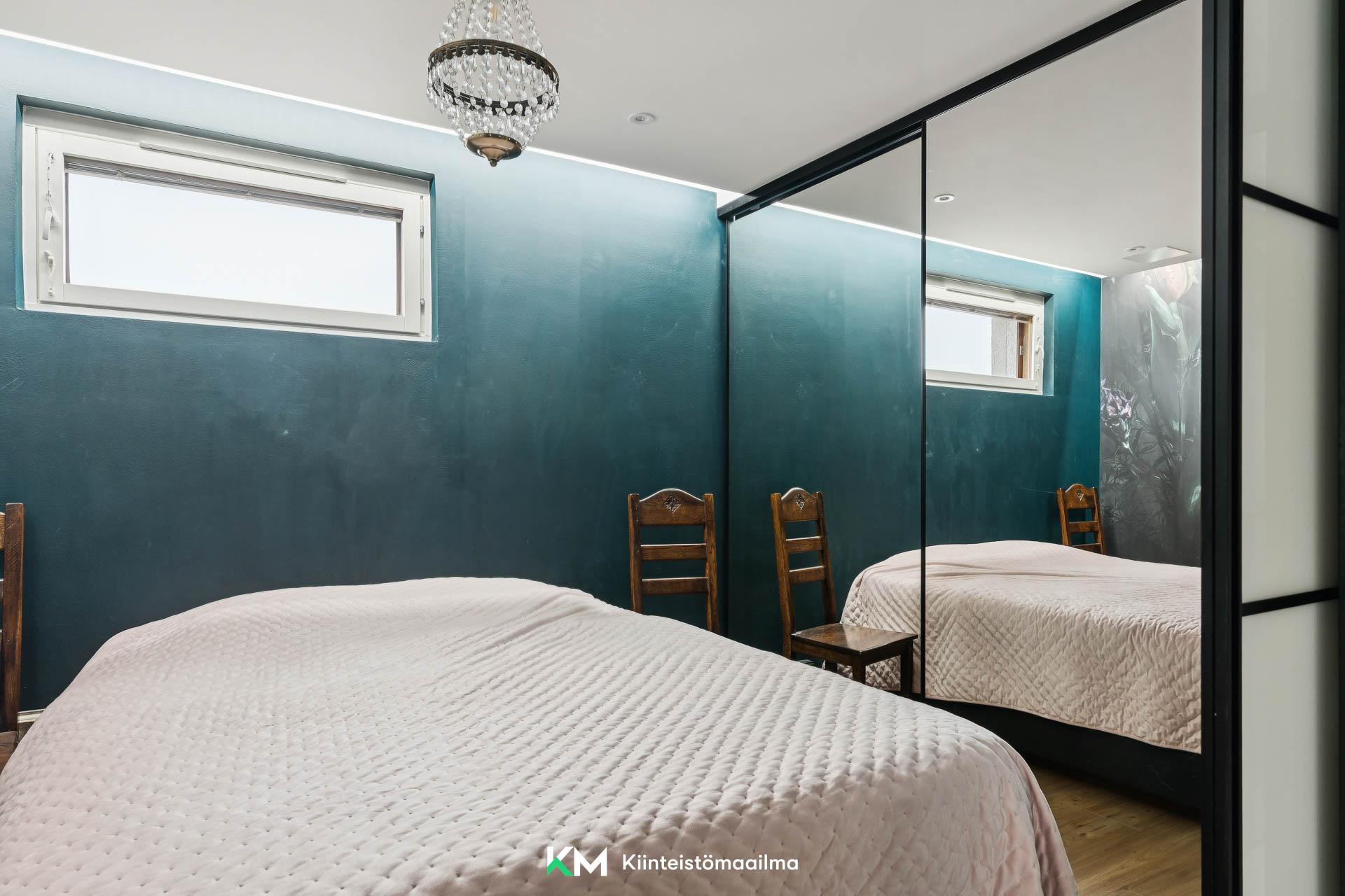 Everstinkuja 6, Perkkaa, Espoo