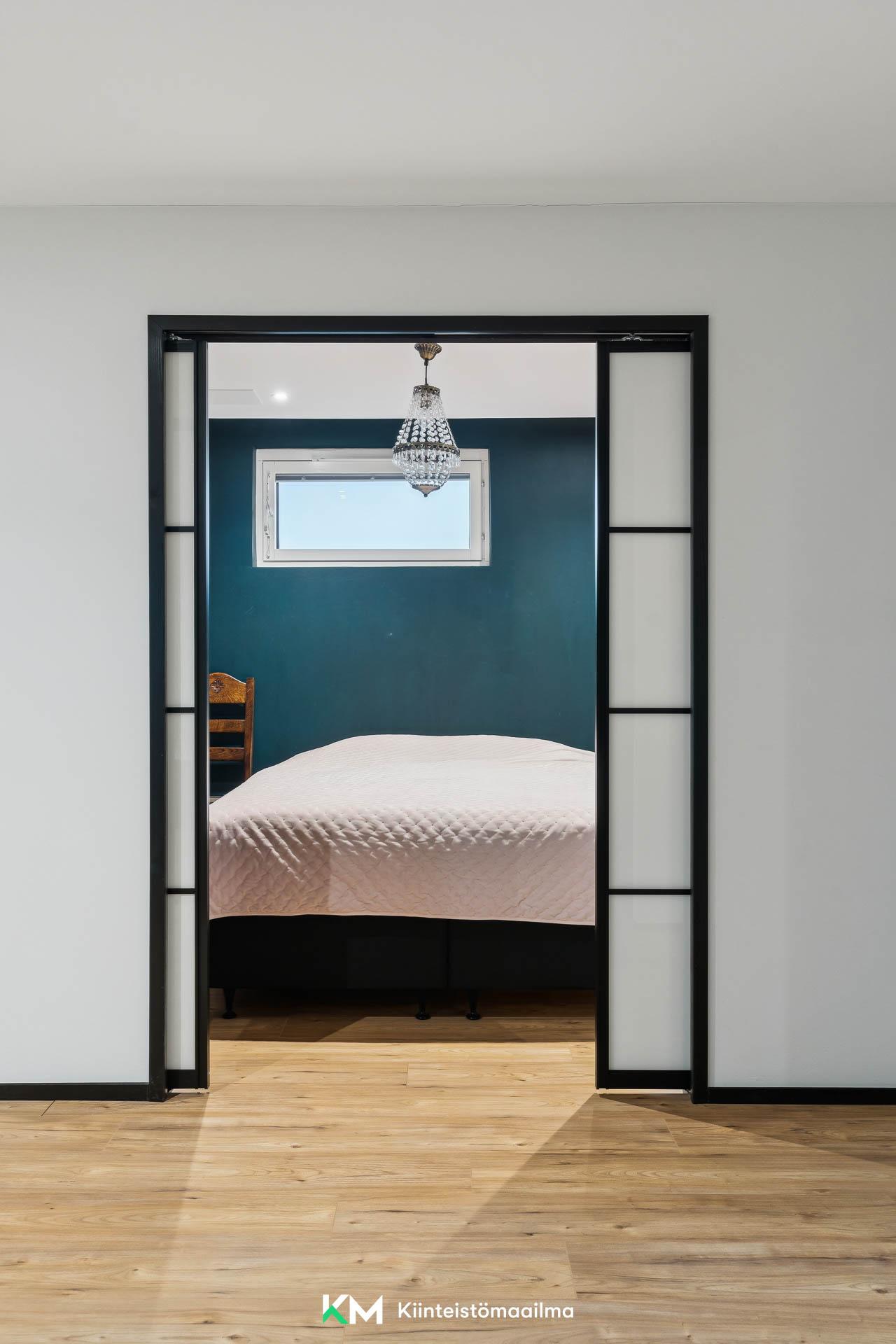 Everstinkuja 6, Perkkaa, Espoo