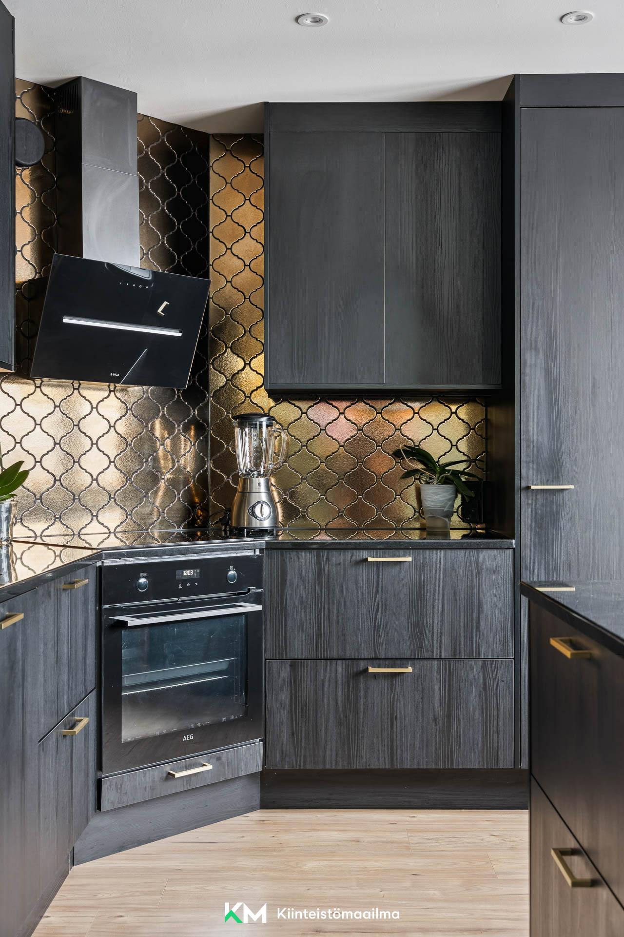 Everstinkuja 6, Perkkaa, Espoo