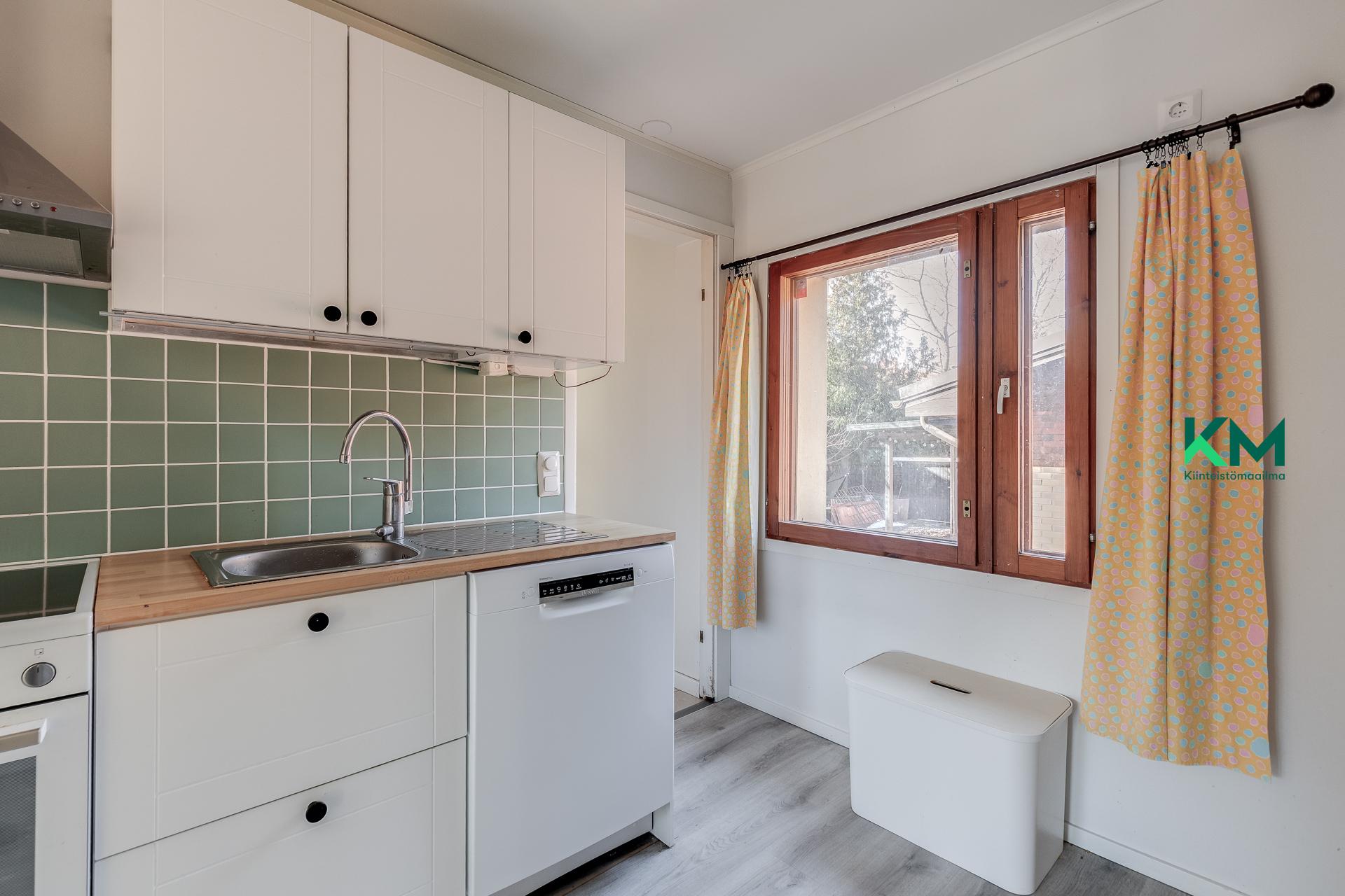 Sysimiehentie 50, Paloheinä, Helsinki