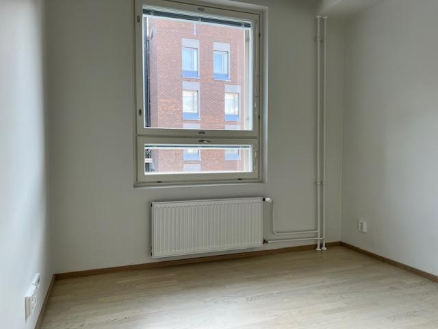 Työ- tai lastenhuone