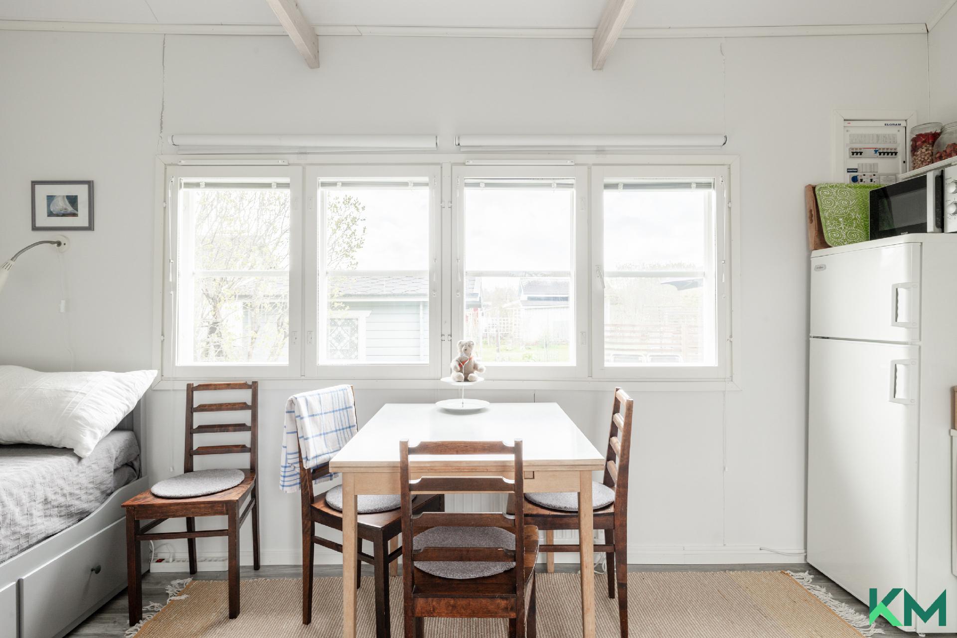 Marjaniemen Siirtolapuutarha, Mansikkatie 268, Marjaniemi, Helsinki