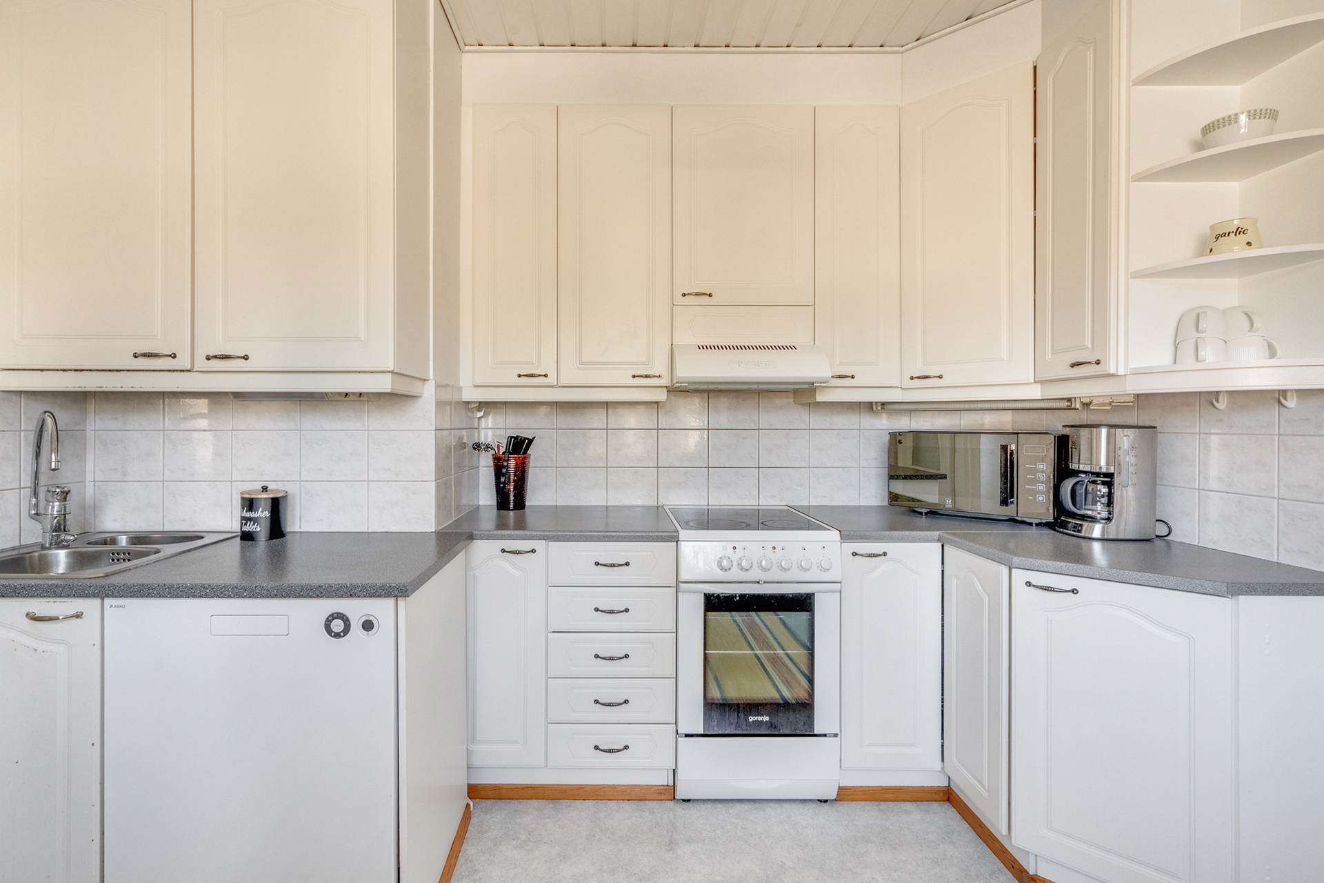 Helakallionkatu 12, Linnainmaa, Tampere