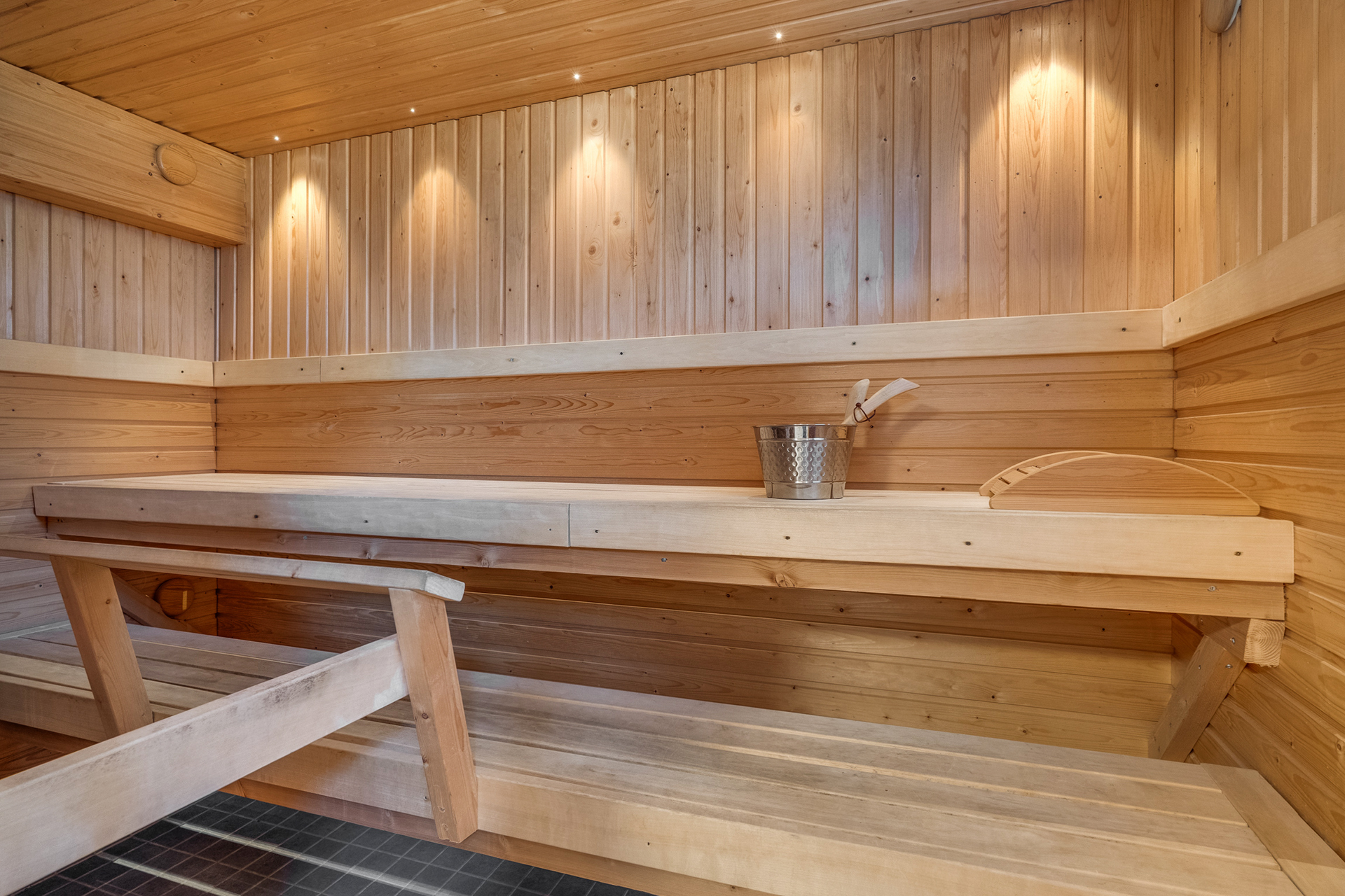 Helakallionkatu 12, Linnainmaa, Tampere