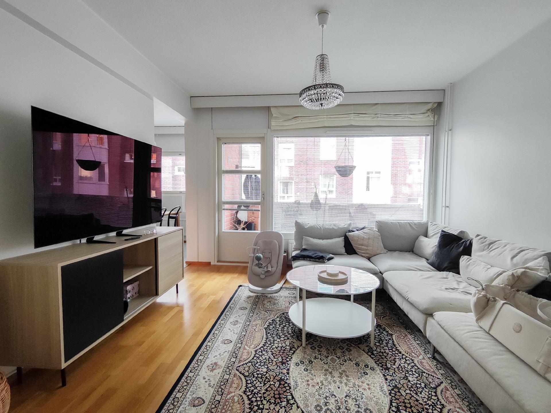 Merisotilaankatu 1, Katajanokka, Helsinki