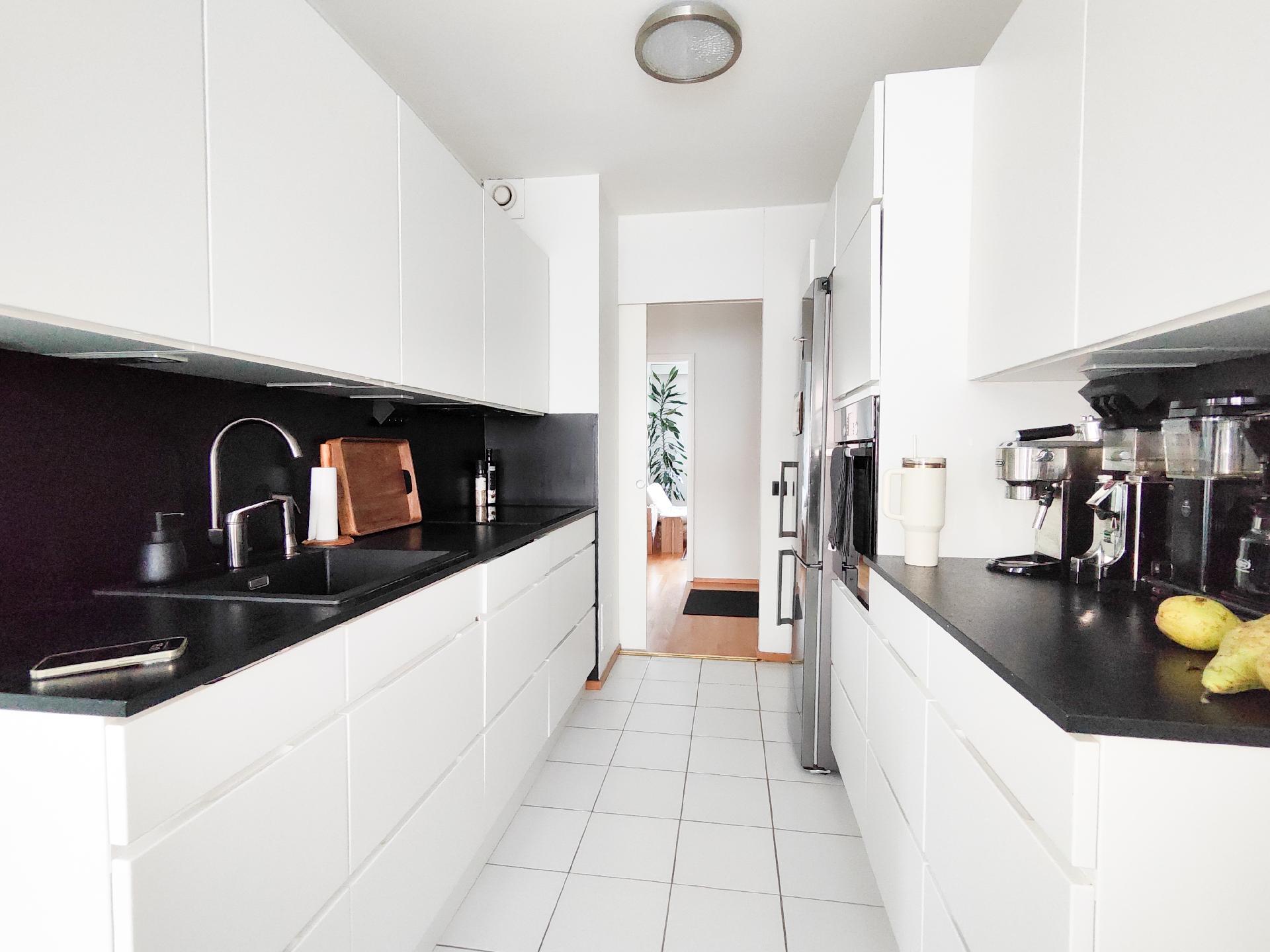 Merisotilaankatu 1, Katajanokka, Helsinki