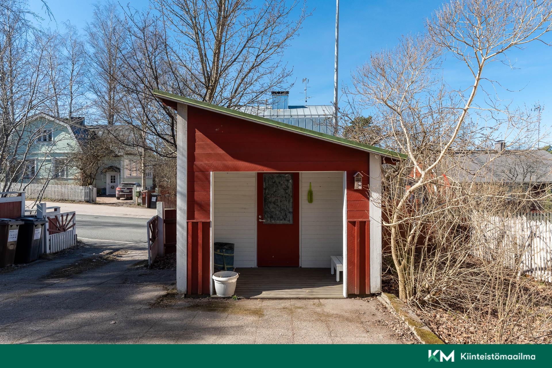 Päivöläntie 49a, Tapanila, Helsinki