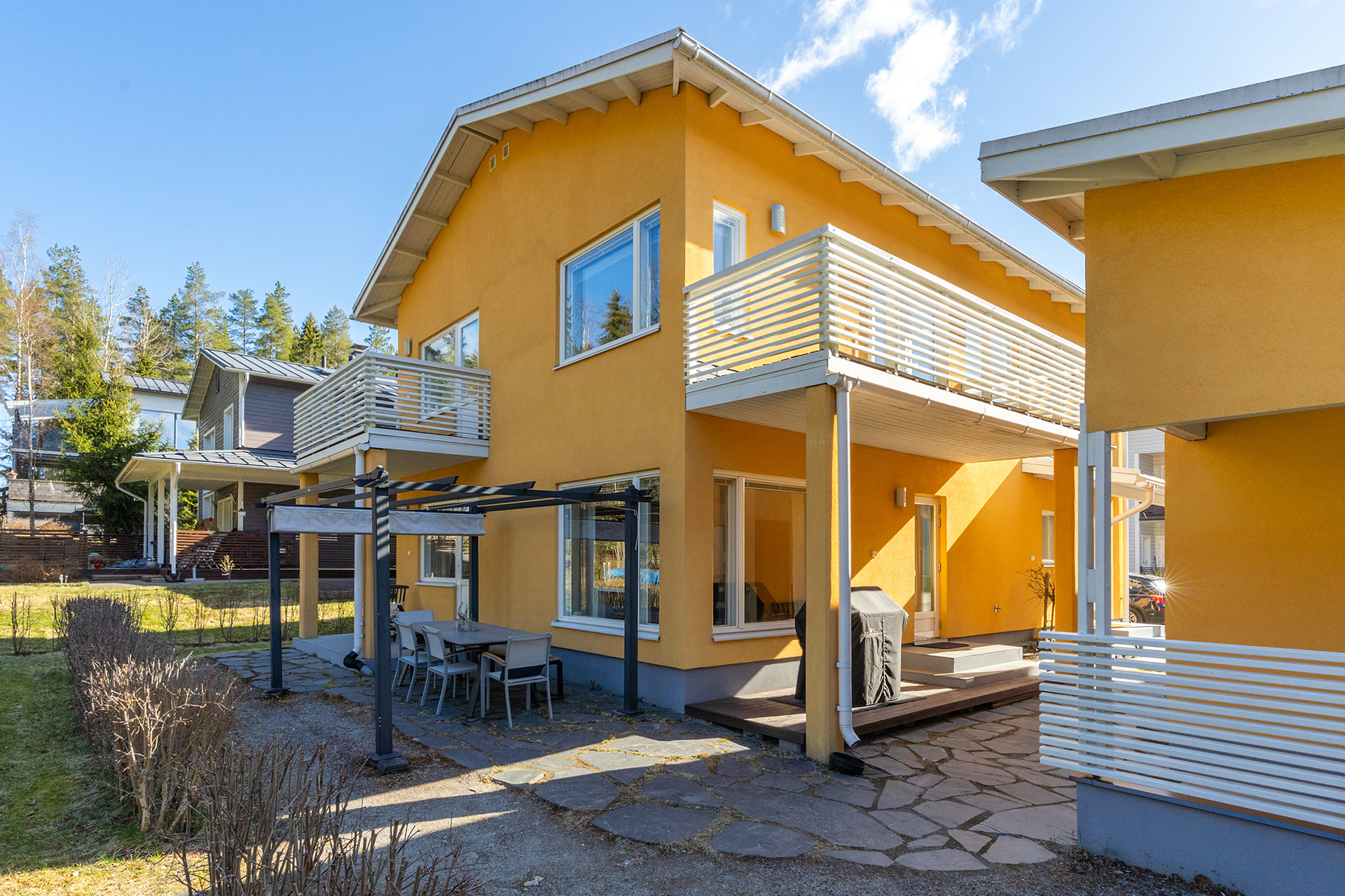 Hiekkakivikatu 1, Hirvikallio, Tampere
