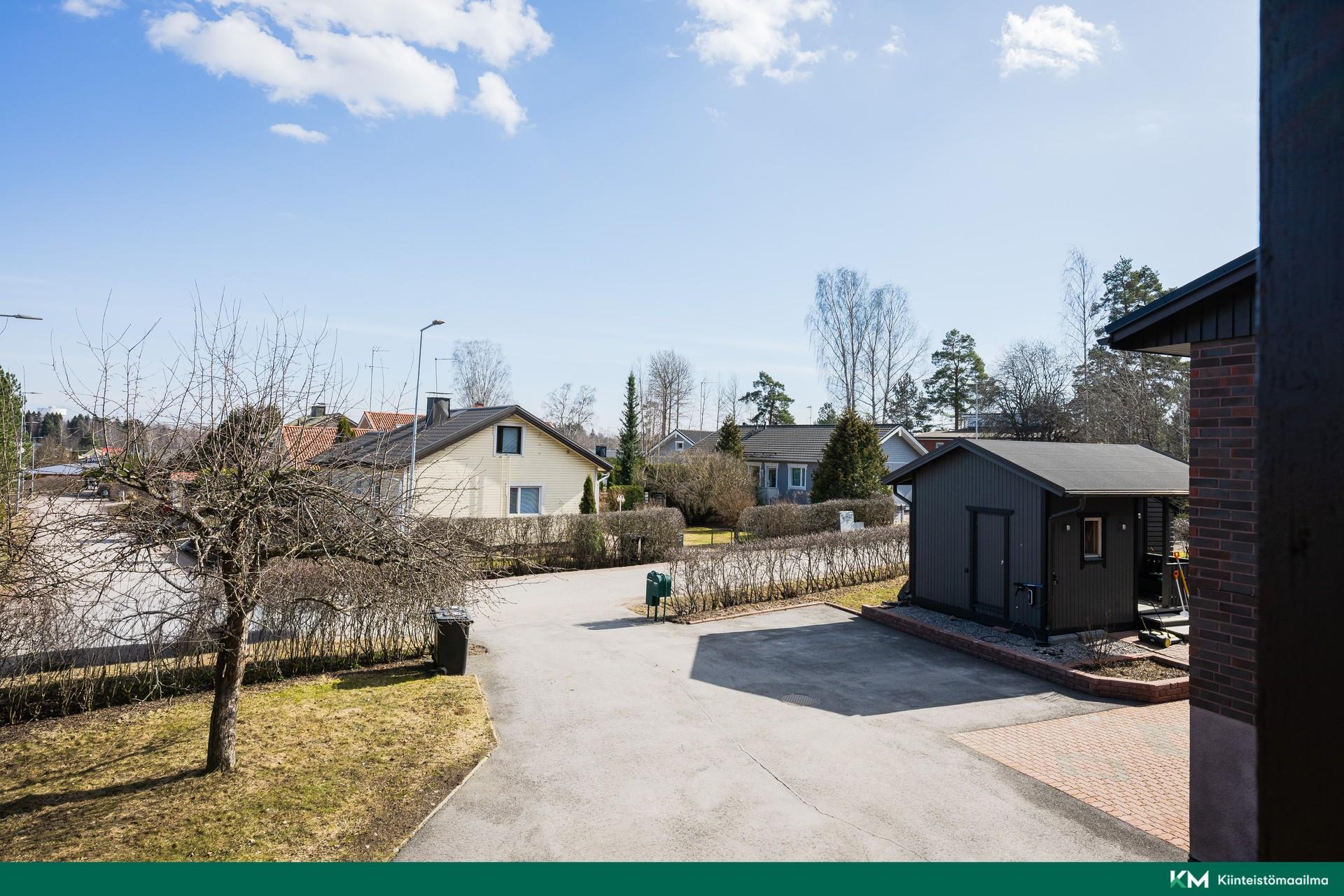 Tulppaanitie 22, Ruskeasanta, Vantaa