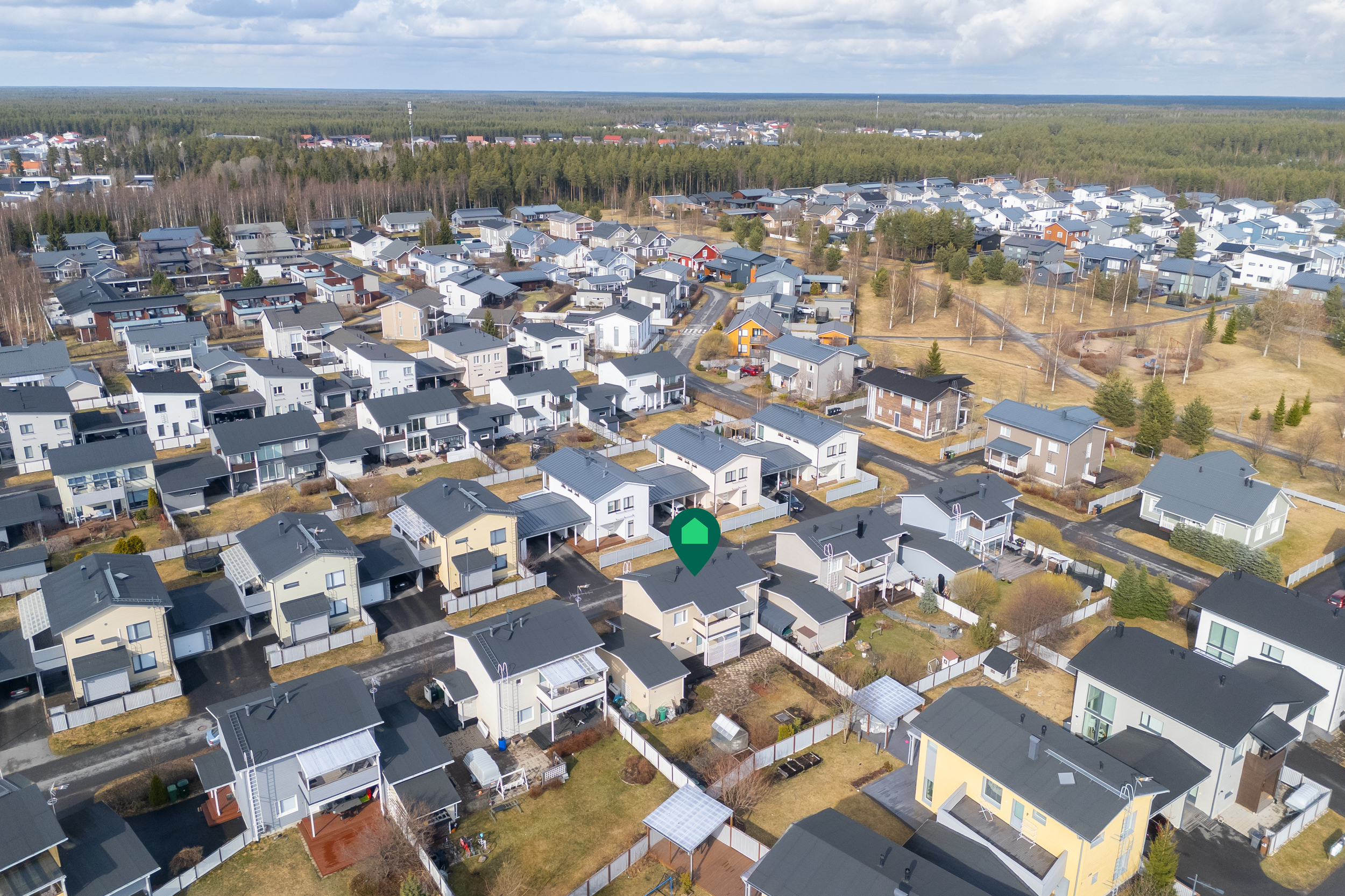 Sadinkuja 8, Ritaharju, Oulu