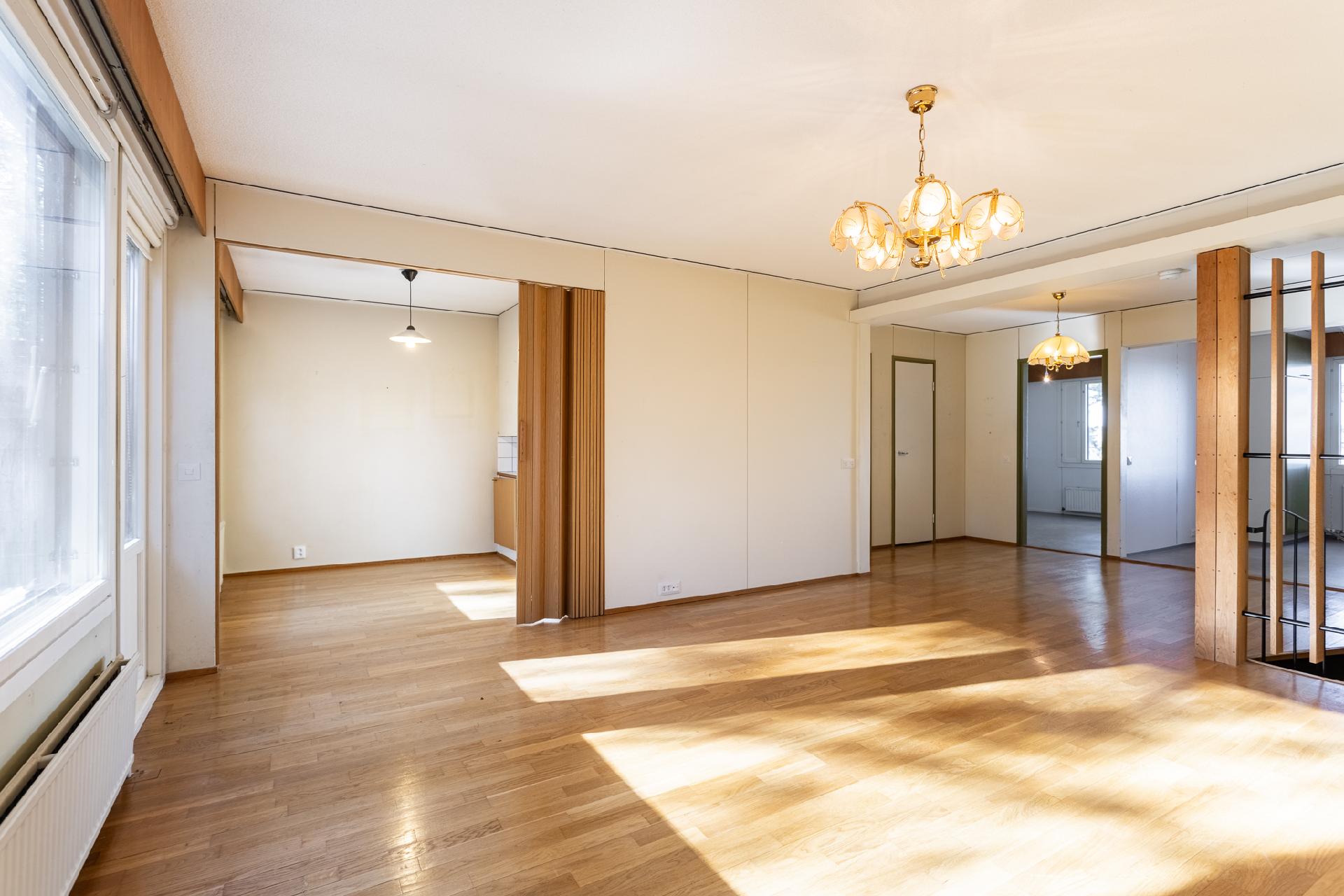 Tuulimyllyntie 8, Turenki, Janakkala