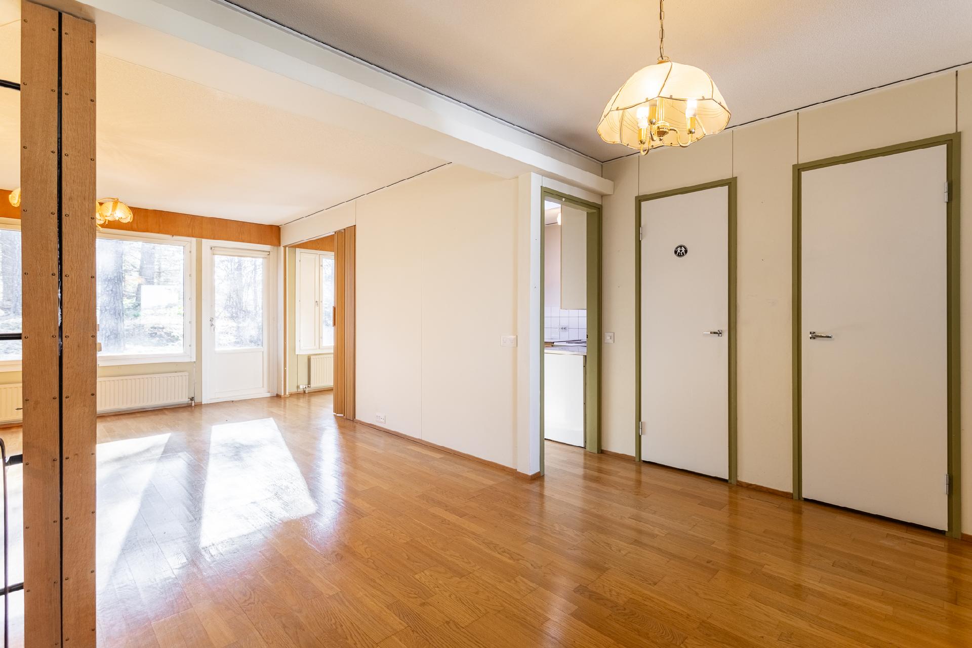 Tuulimyllyntie 8, Turenki, Janakkala