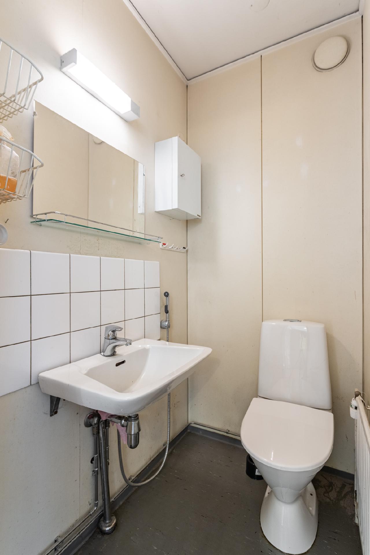 Tuulimyllyntie 8, Turenki, Janakkala