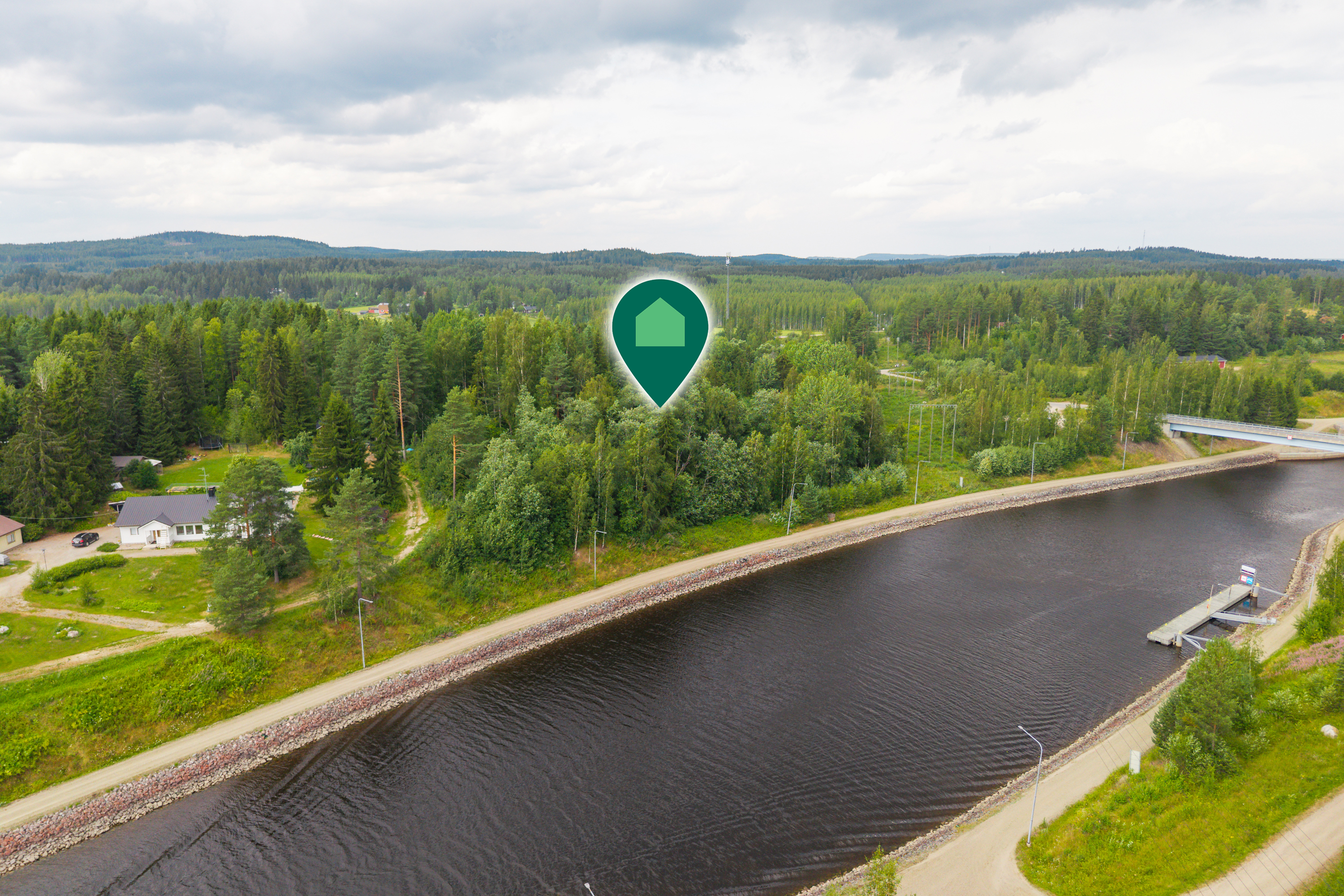 Kuhapurontie 32, Laukaa