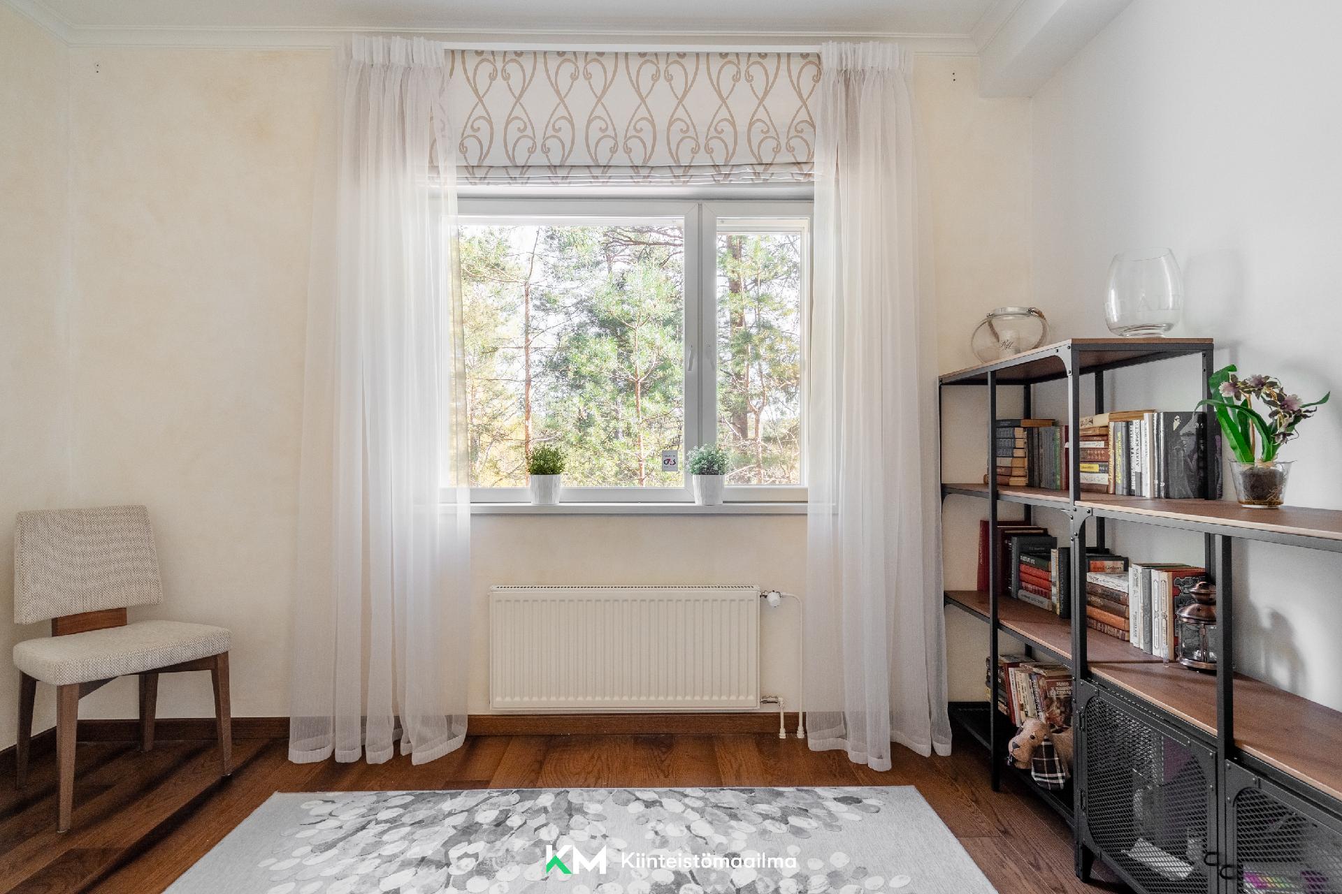 Rannikkolaivurinkuja 14, Jollas, Helsinki