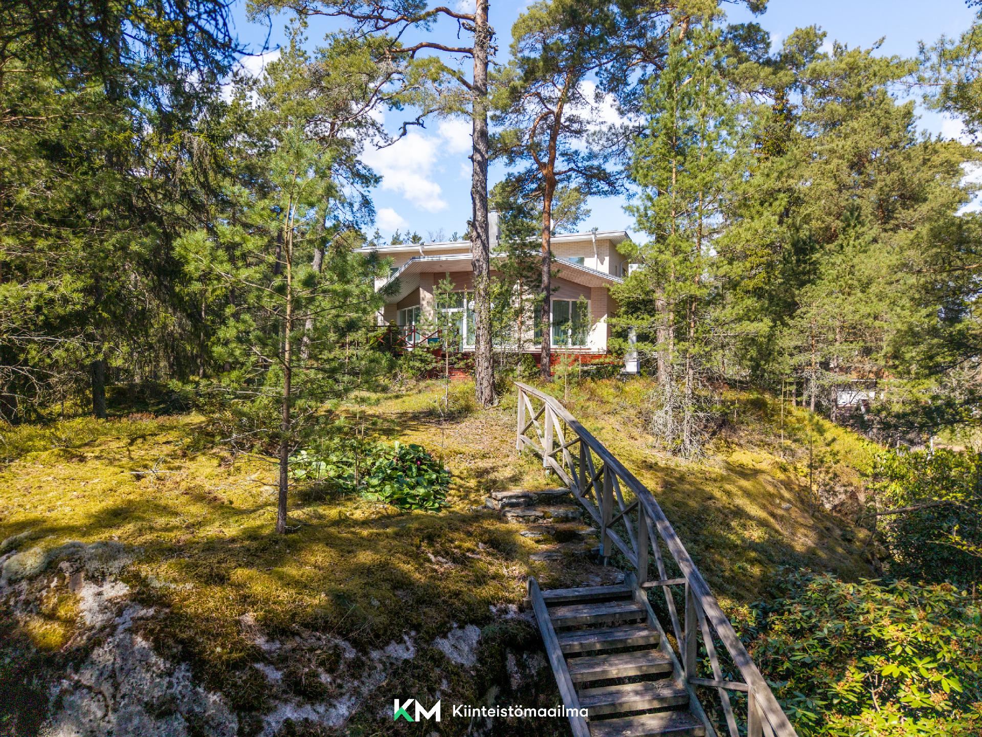 Rannikkolaivurinkuja 14, Jollas, Helsinki