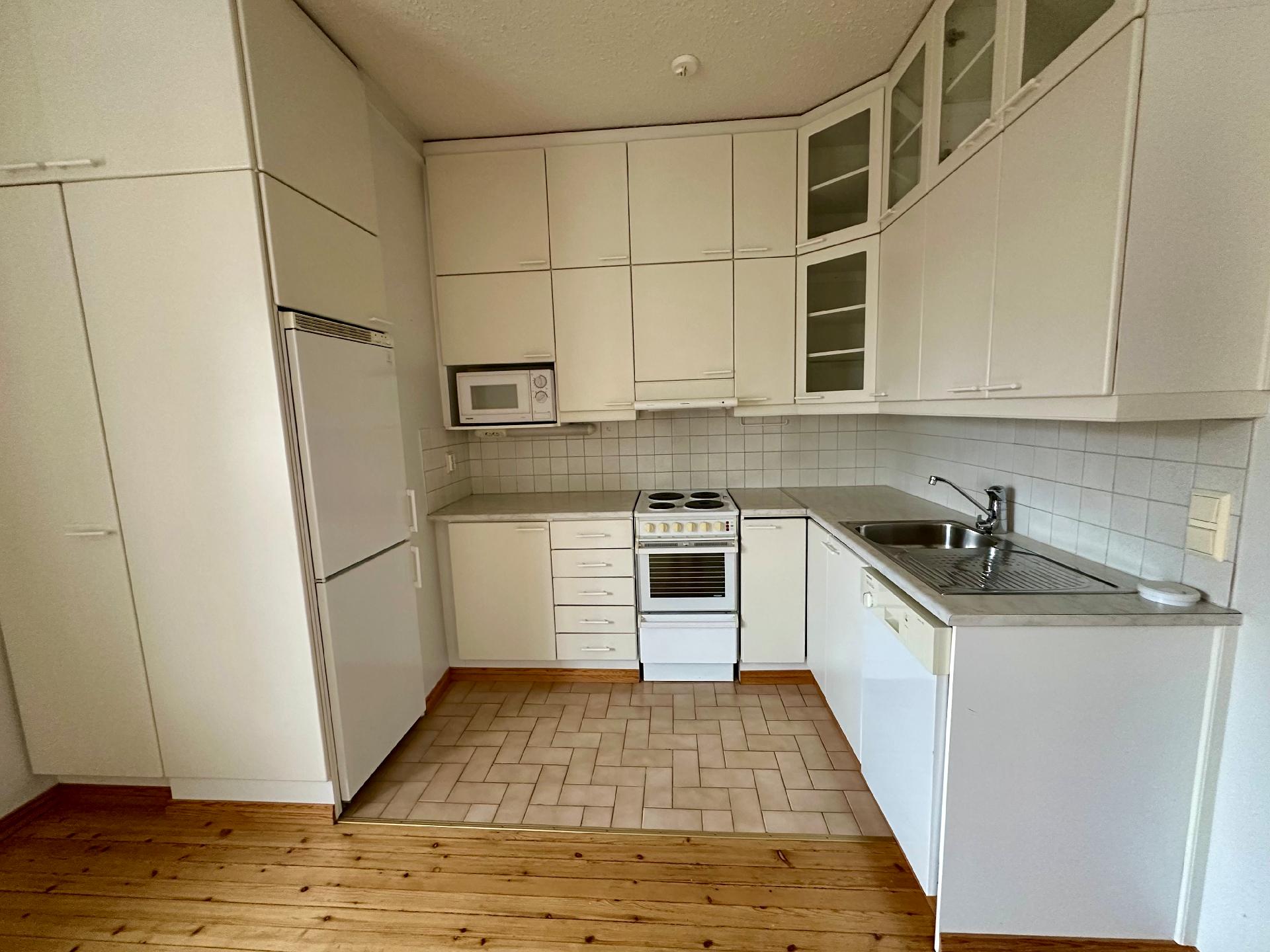 Torikatu 44-46, Keskusta, Oulu