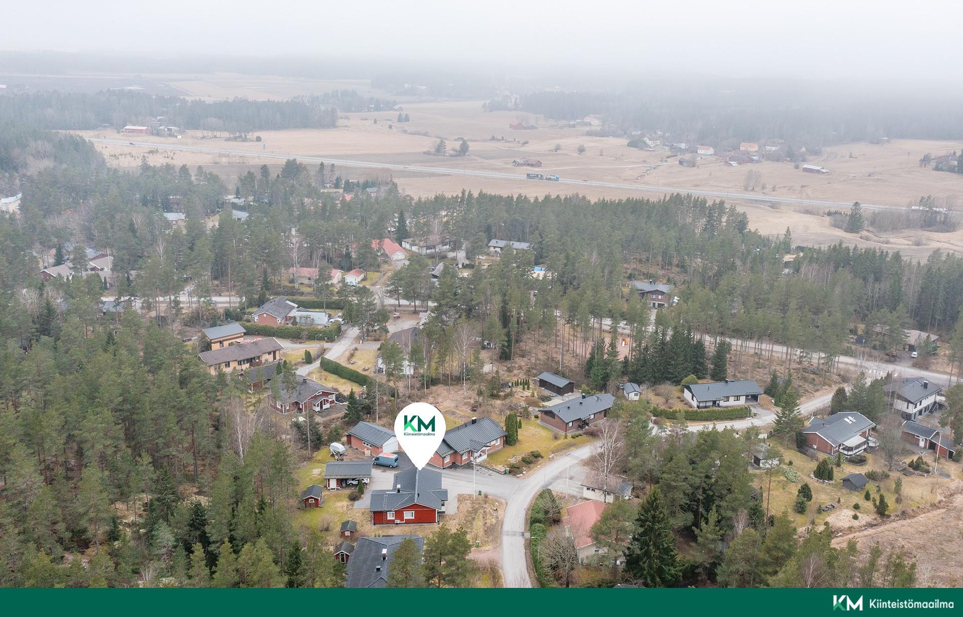 Pronssitie 7, Linnamäki, Nousiainen