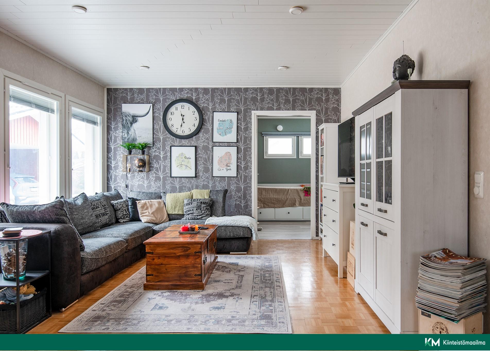 Pronssitie 7, Linnamäki, Nousiainen