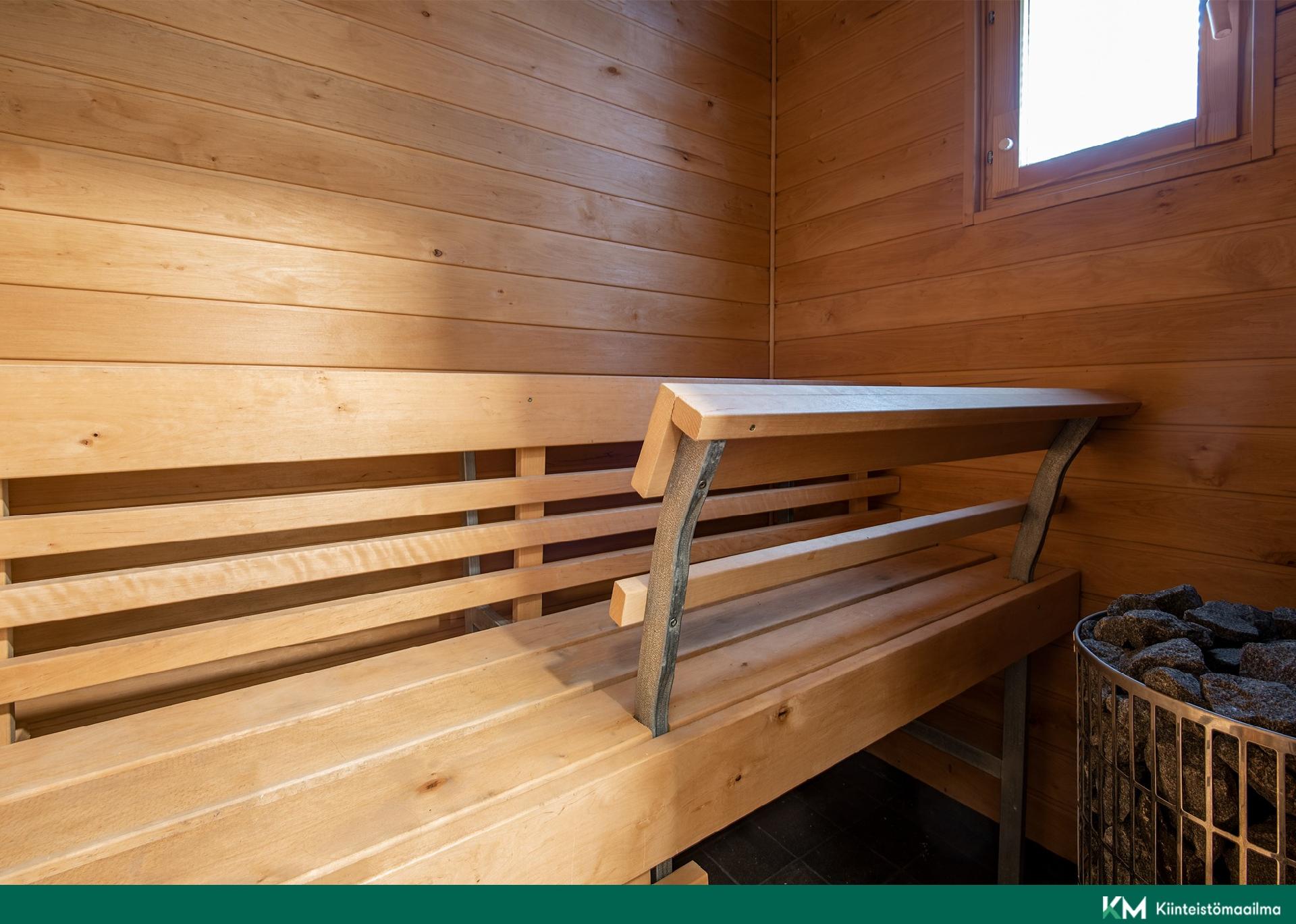 Pronssitie 7, Linnamäki, Nousiainen