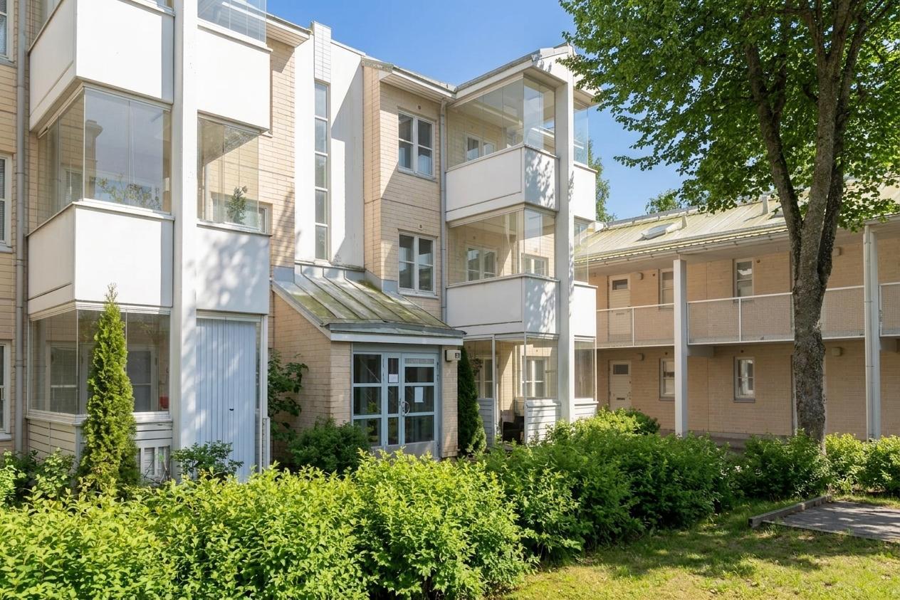 Aarteenetsijänkuja 8, Vesala, Helsinki