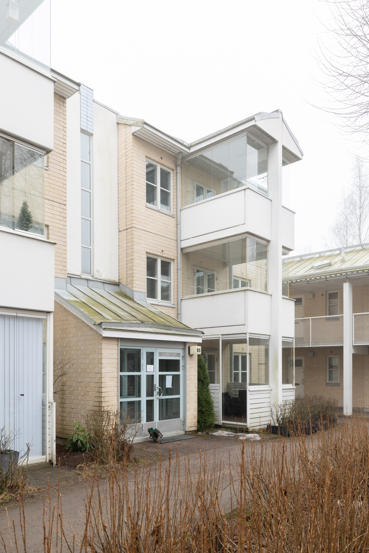 Sisäänkäynti