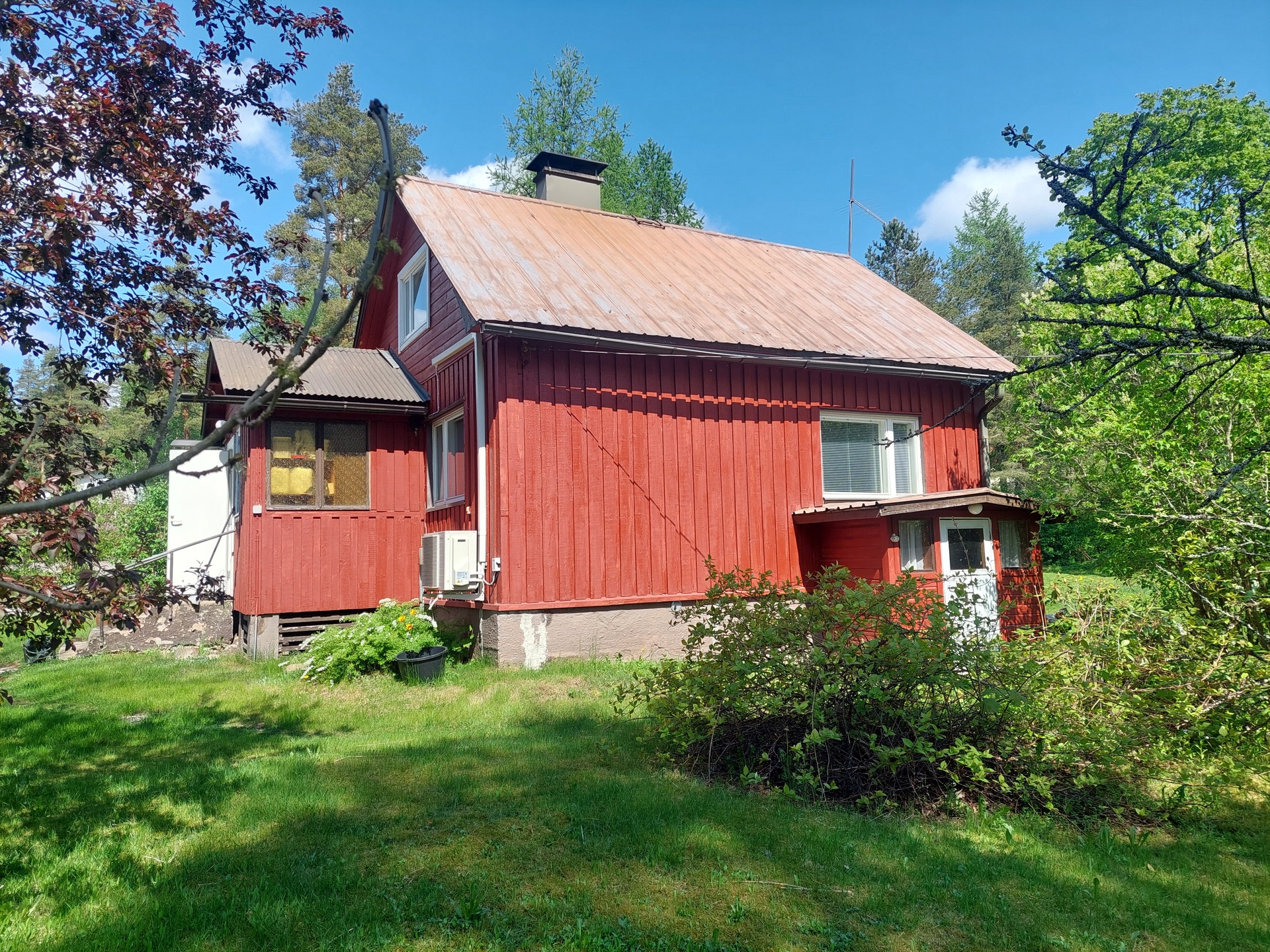 Tuhkatie 3, Työtjärvi, Hollola