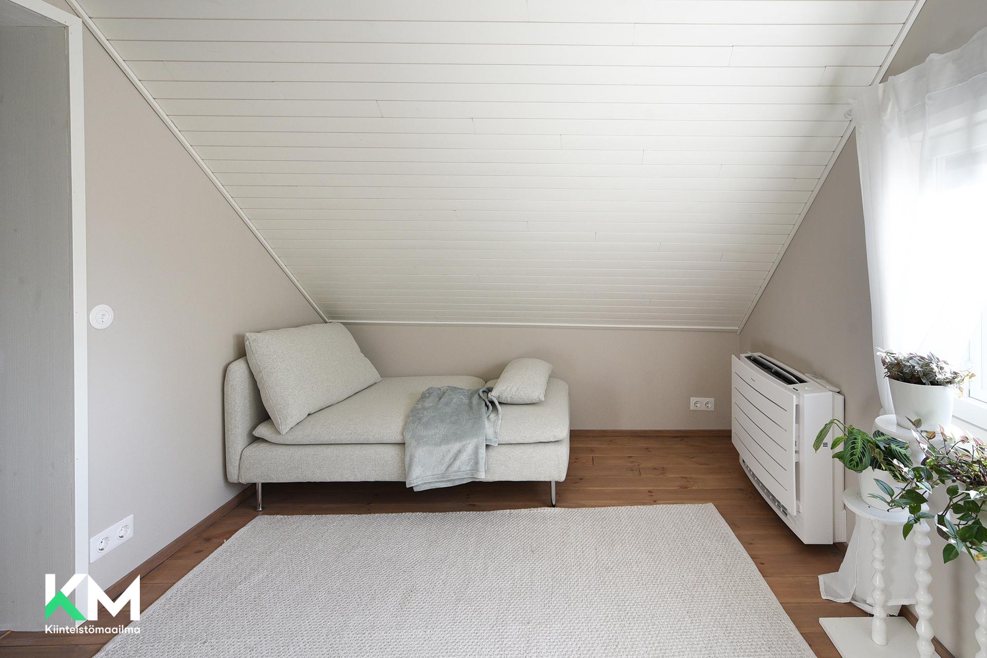 Tuhkatie 3, Työtjärvi, Hollola