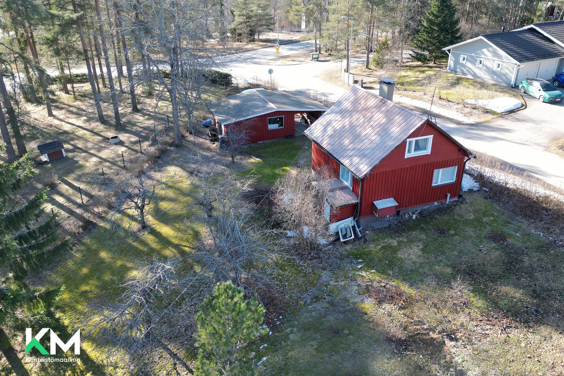 Tuhkatie 3, Työtjärvi, Hollola