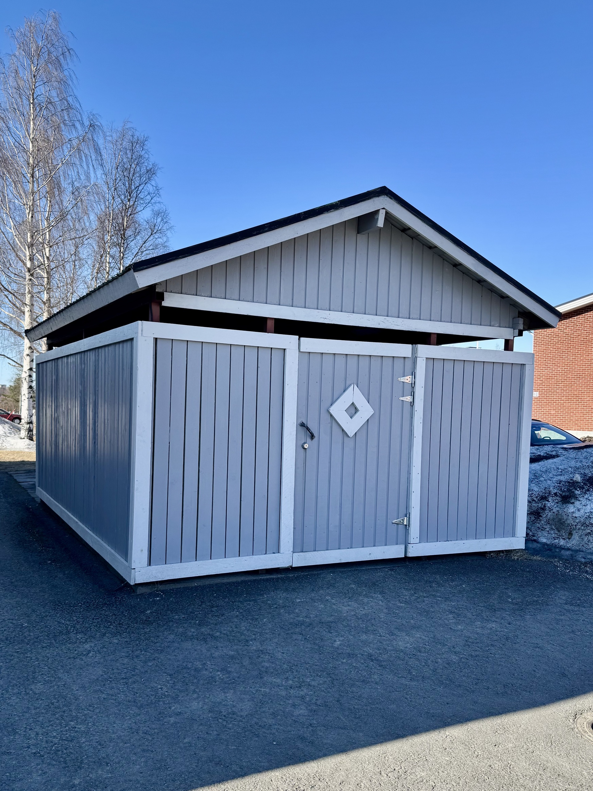 Taloyhtiön jätekatos