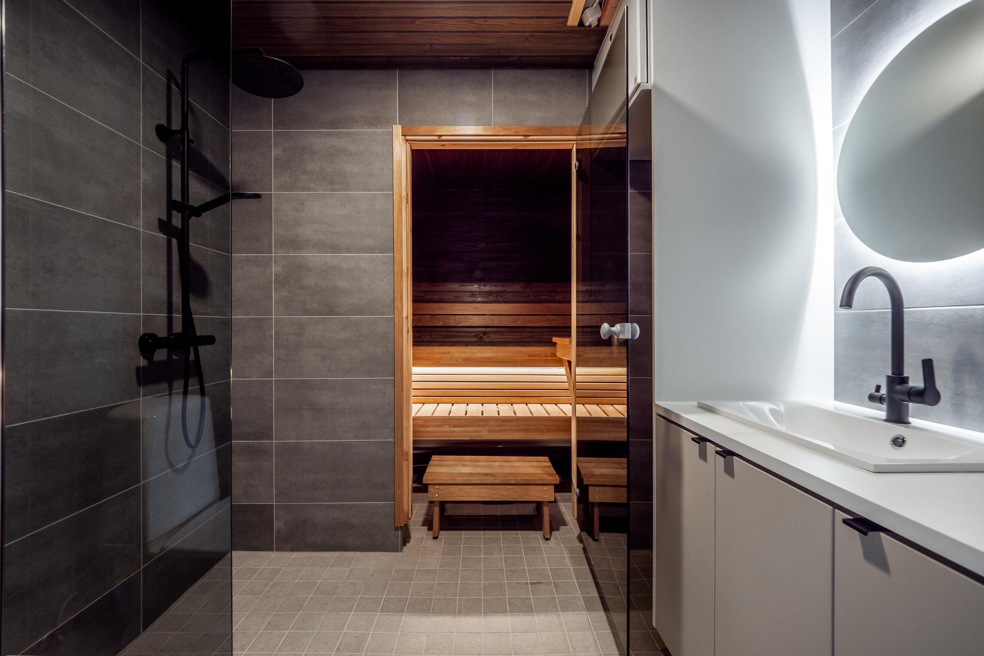 Tyylikäs kylpyhuone