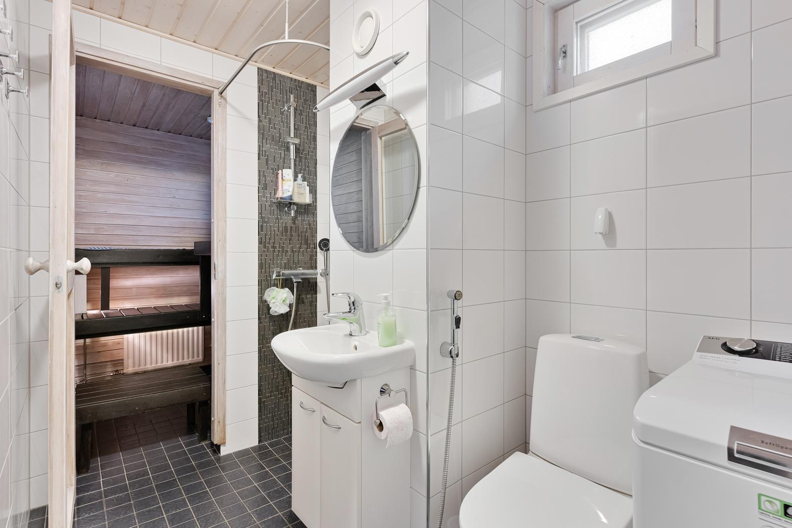 Vanha Tapanilantie 7, Tapaninvainio, Helsinki