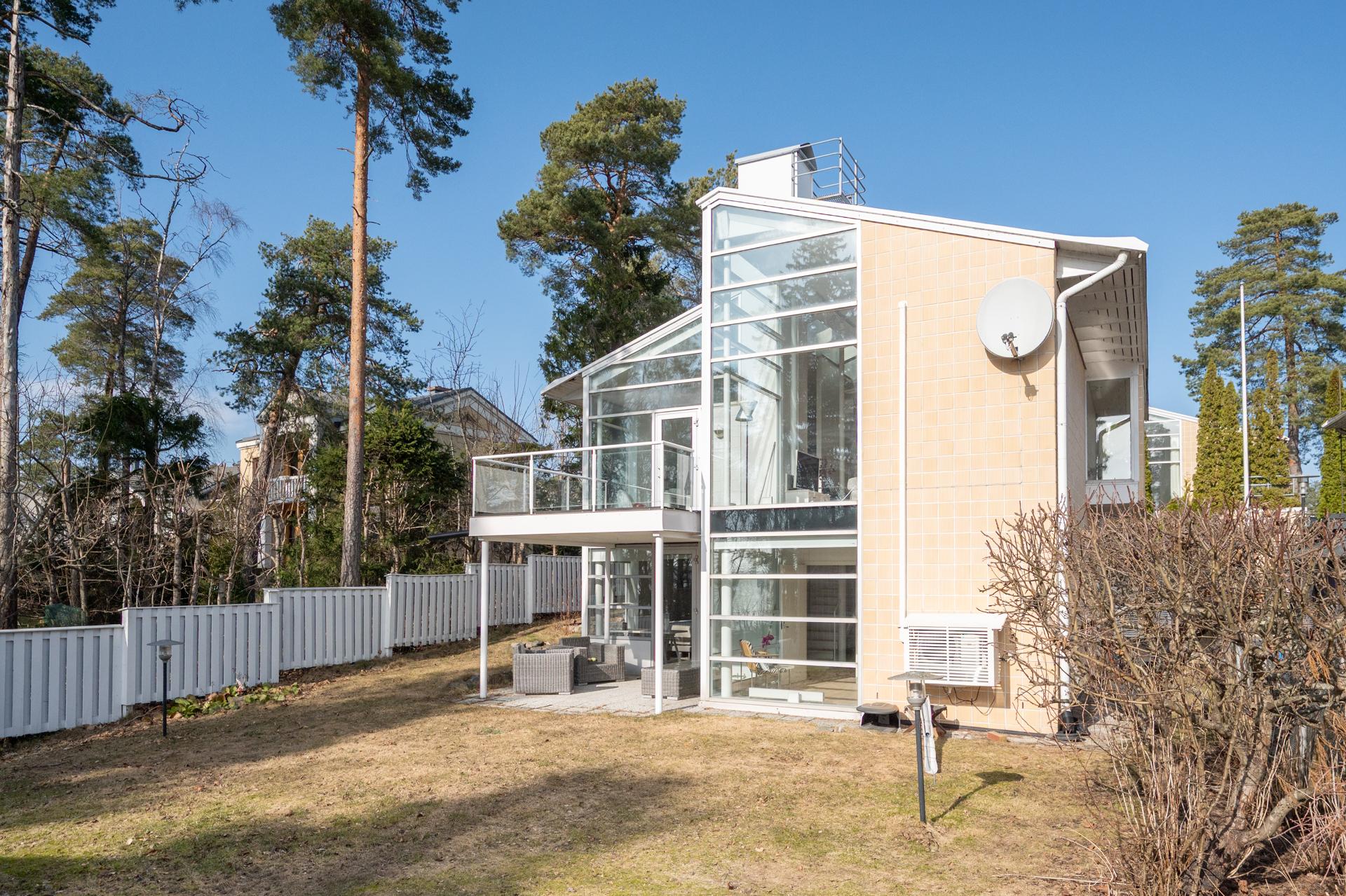 Itäinen rantatie 30, Nuottaniemi, Espoo