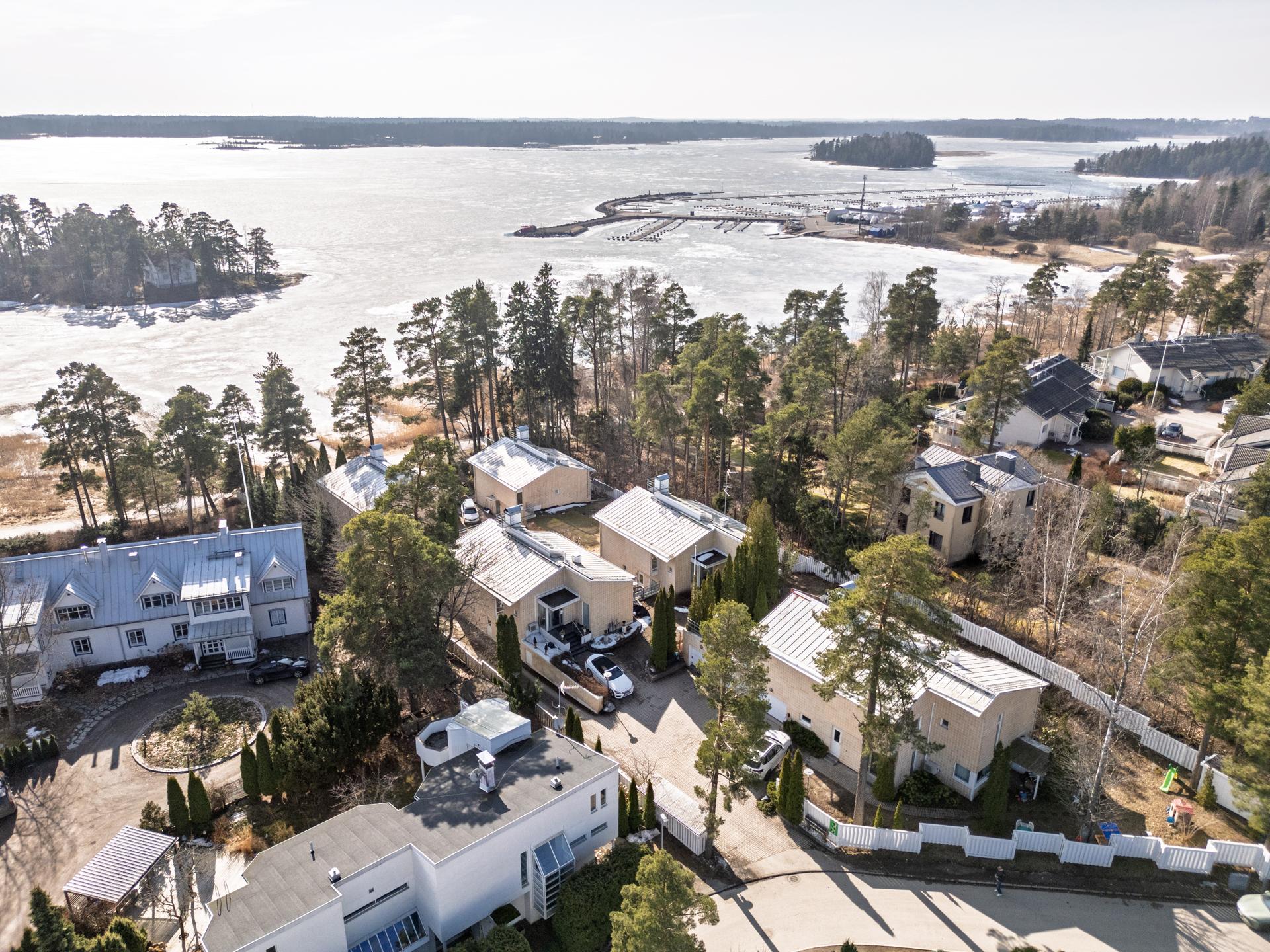 Itäinen rantatie 30, Nuottaniemi, Espoo