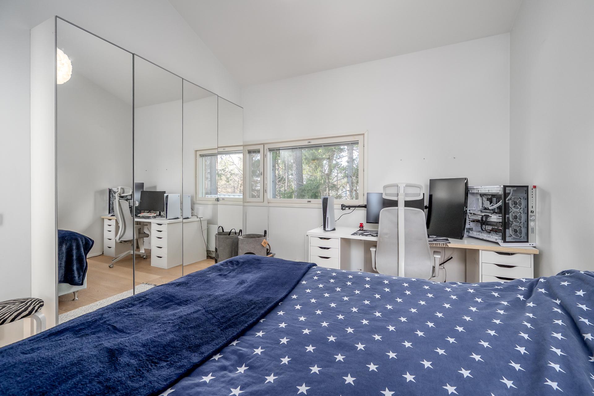 Itäinen rantatie 30, Nuottaniemi, Espoo