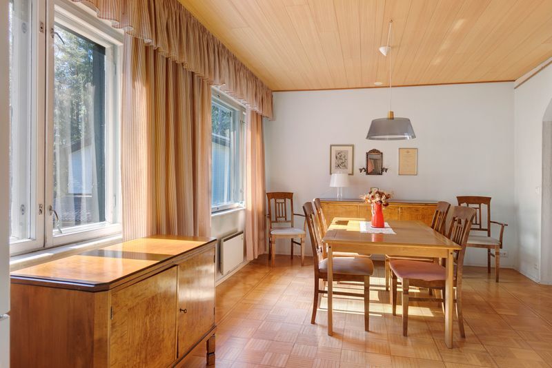 Maununnevankuja 6, Maununneva, Helsinki