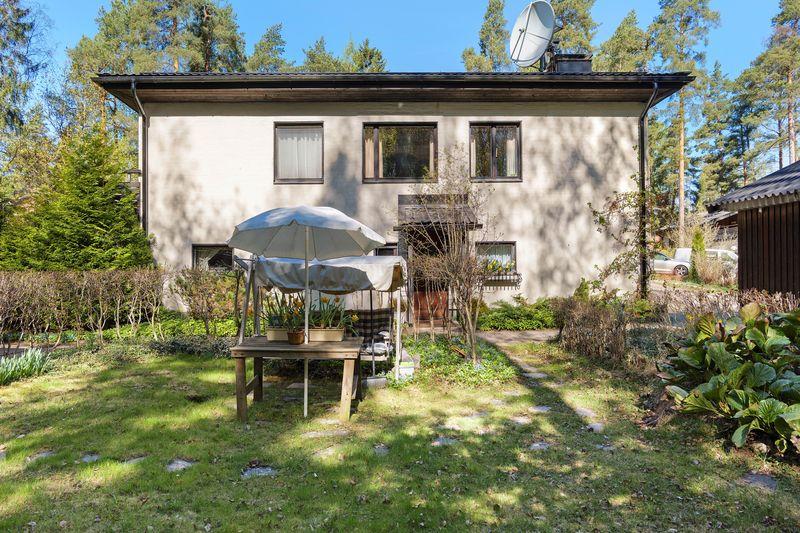 Maununnevankuja 6, Maununneva, Helsinki