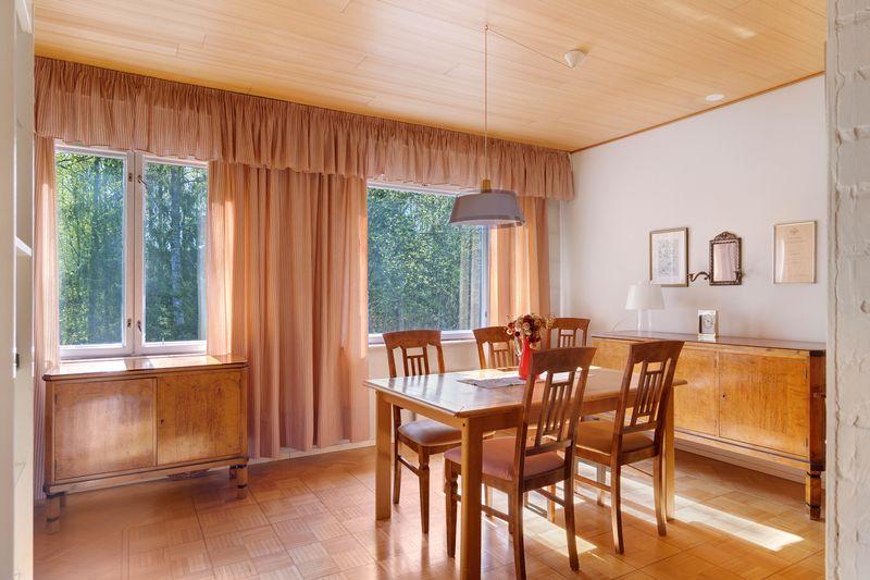 Maununnevankuja 6, Maununneva, Helsinki
