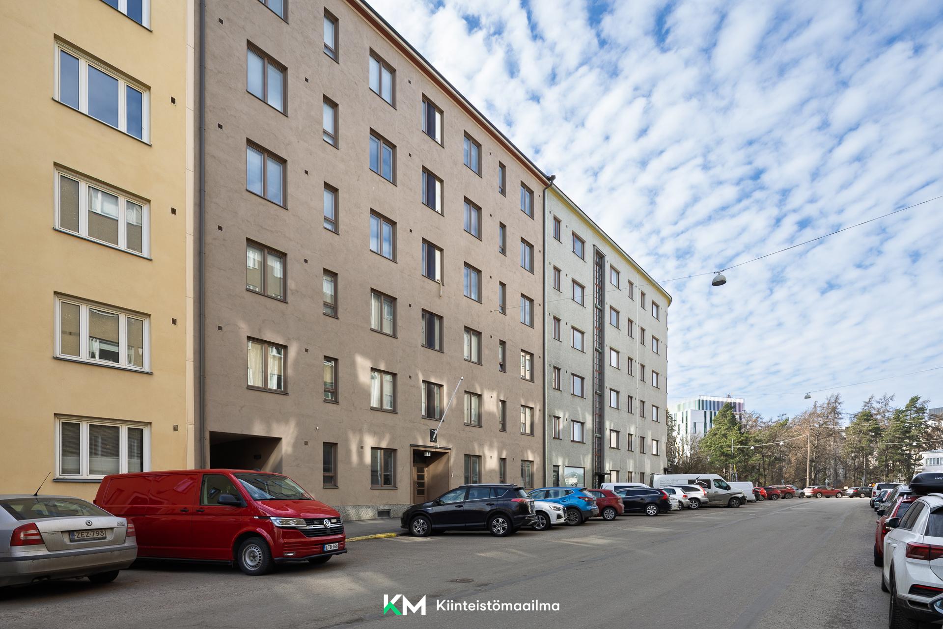 Messeniuksenkatu 8, Taka-Töölö, Helsinki